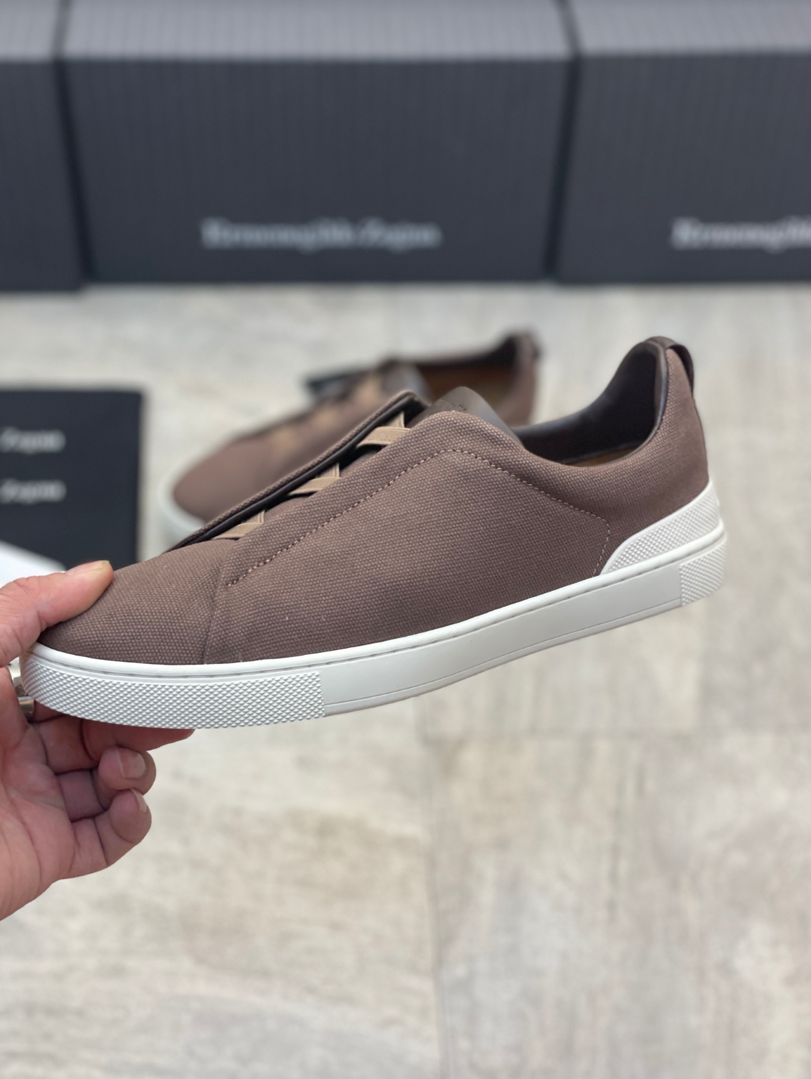 Ermenegildo Zegna brown triple  stitch Wool-Vicuna