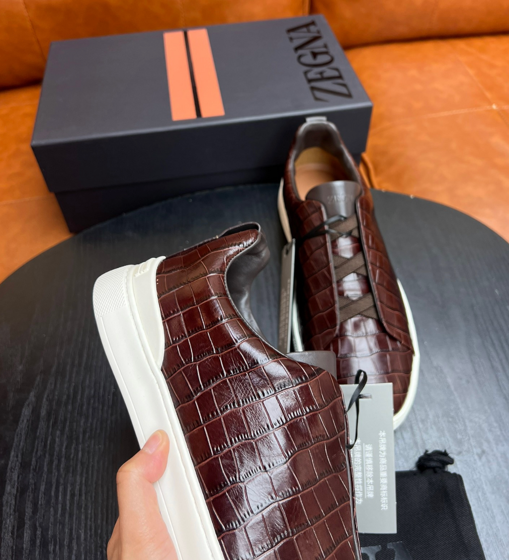 Ermenegildo Zegna Brown Crocodile Leather Triple Stitch