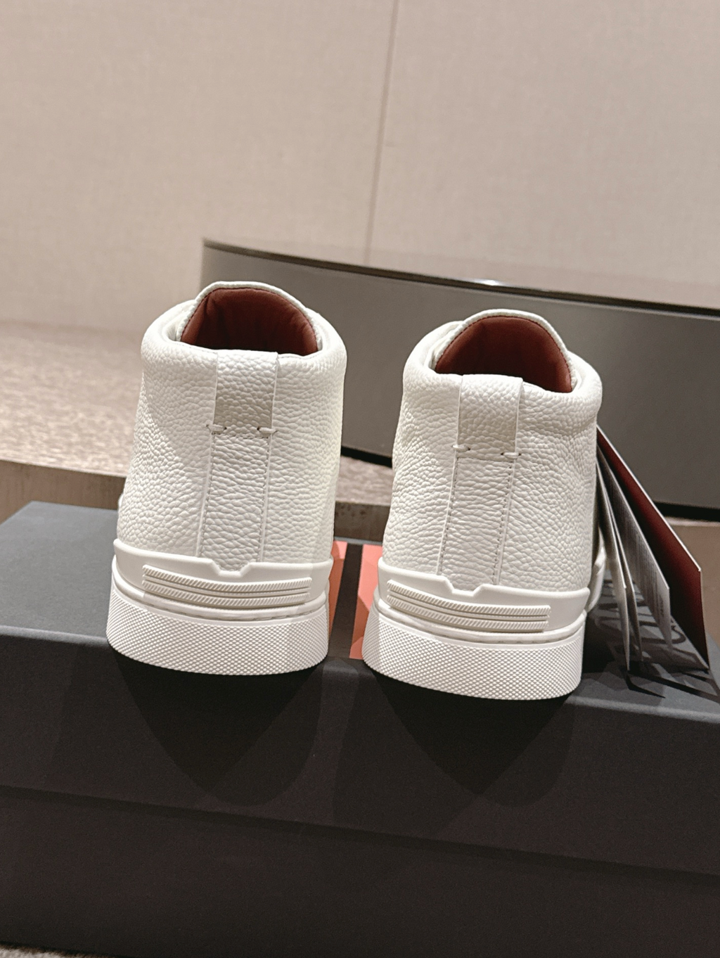Ermenegildo Zegna white Triple Stitch mid-top
