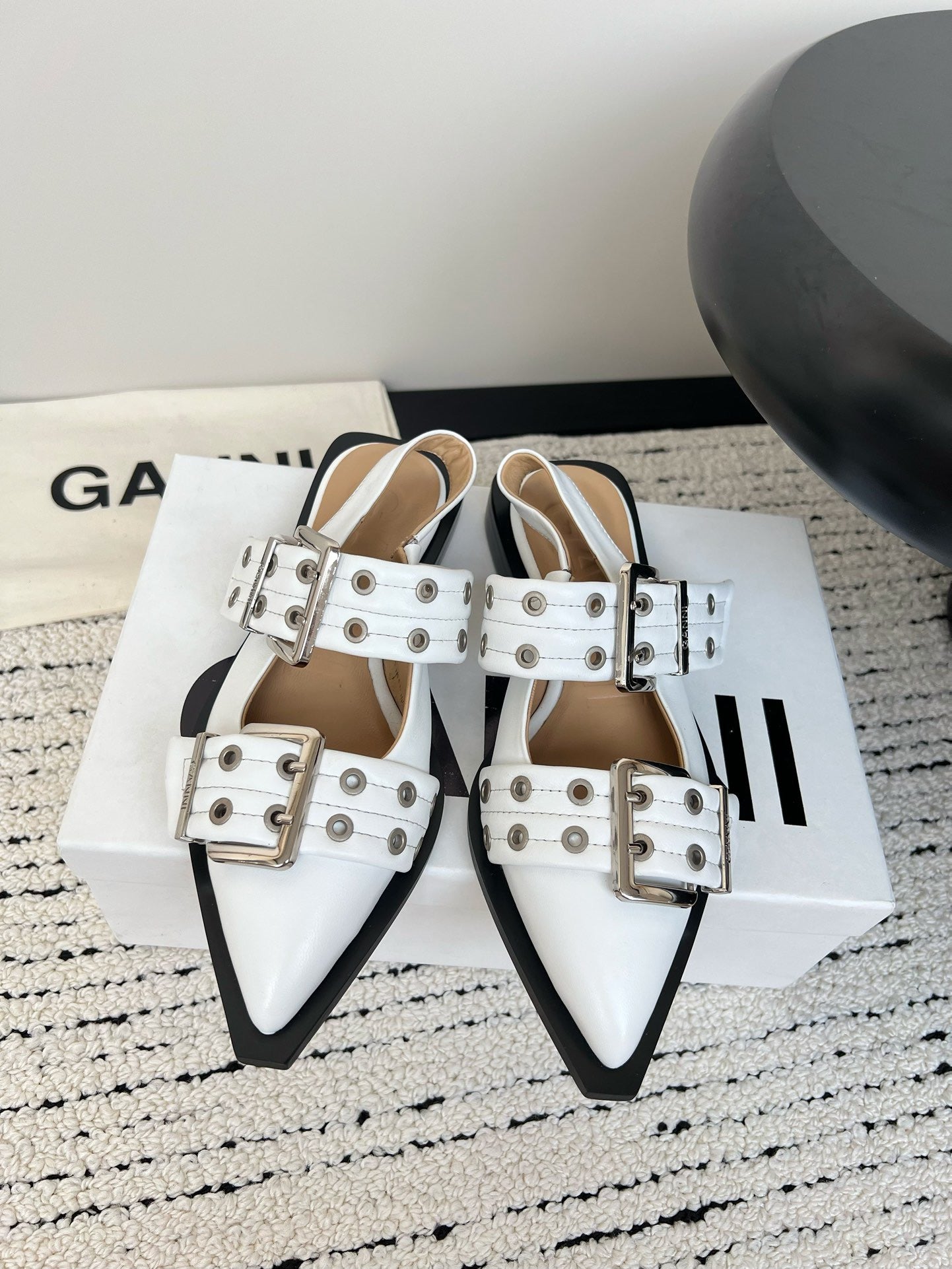 Ganni Buckle fastening White Mat Ballerinas