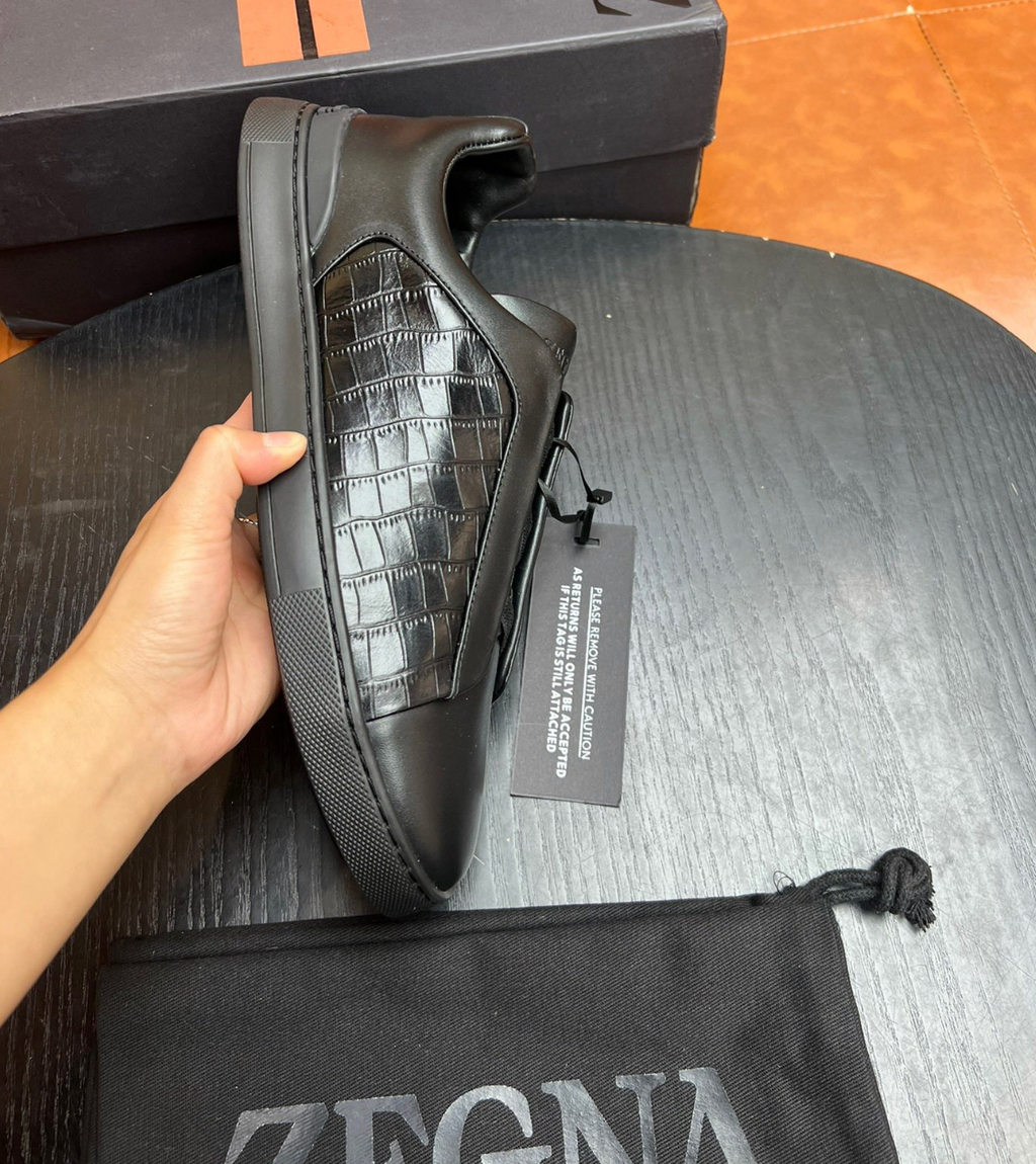 Ermenegildo Zegna Black Crocodile Leather Triple Stitch