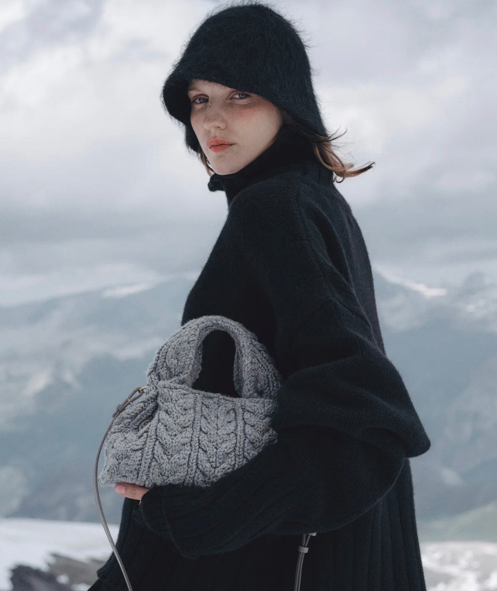 Numéro Neuf Mini | Merino Edition