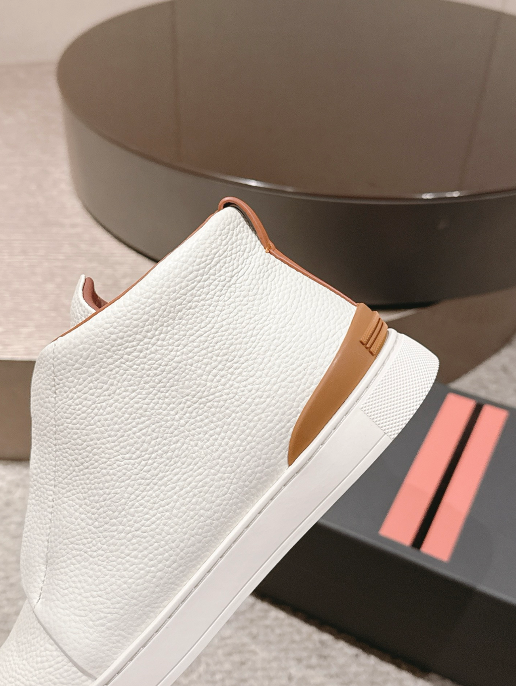 Ermenegildo Zegna white Triple Stitch mid-top