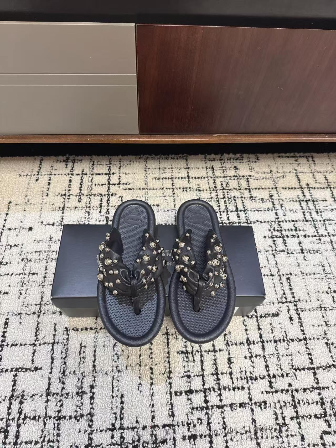 havaianas x ISABEL MARANT Studs Black Sandals