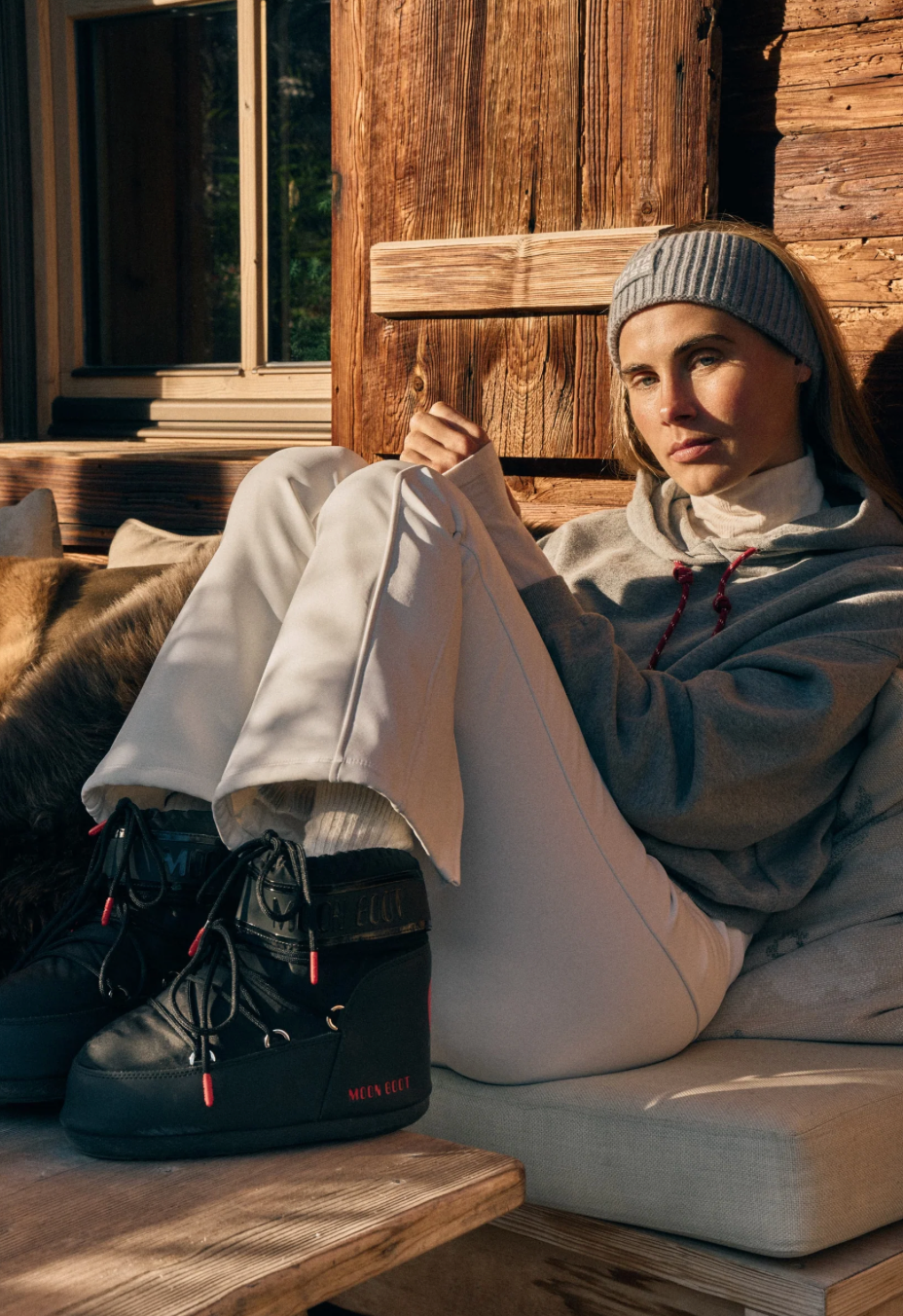 MOON BOOT x ANITA HASS Icon Low 'Heart' in Black