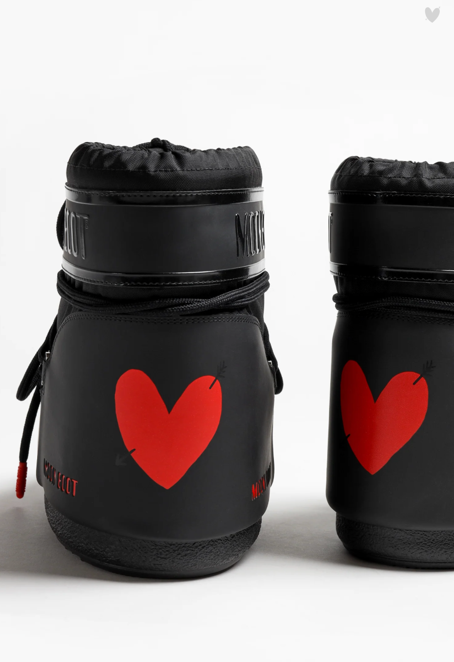 MOON BOOT x ANITA HASS Icon Low 'Heart' in Black
