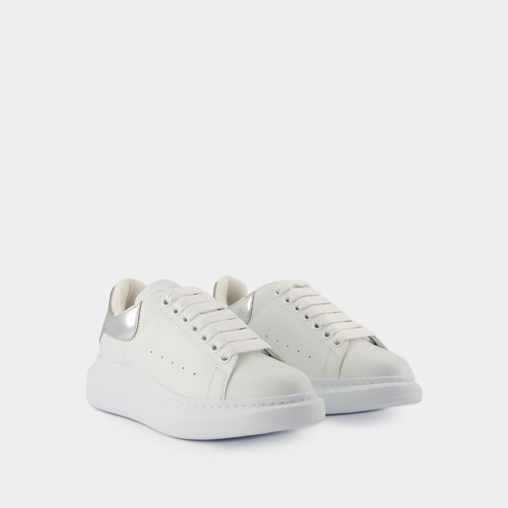Oversized Sneakers Leather in White/Silver