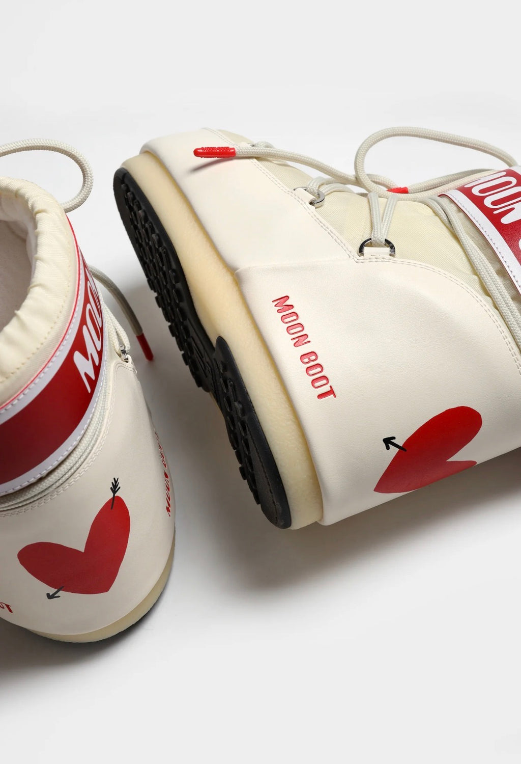 MOON BOOT x ANITA HASS Icon Low 'Heart' in White