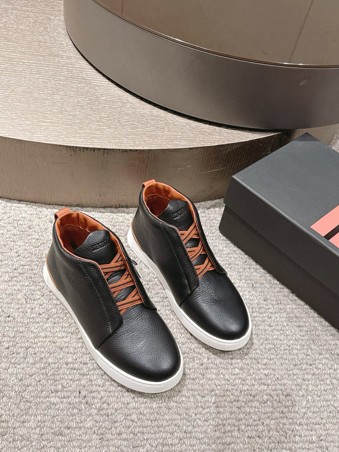 Ermenegildo Zegna black Triple Stitch mid-top