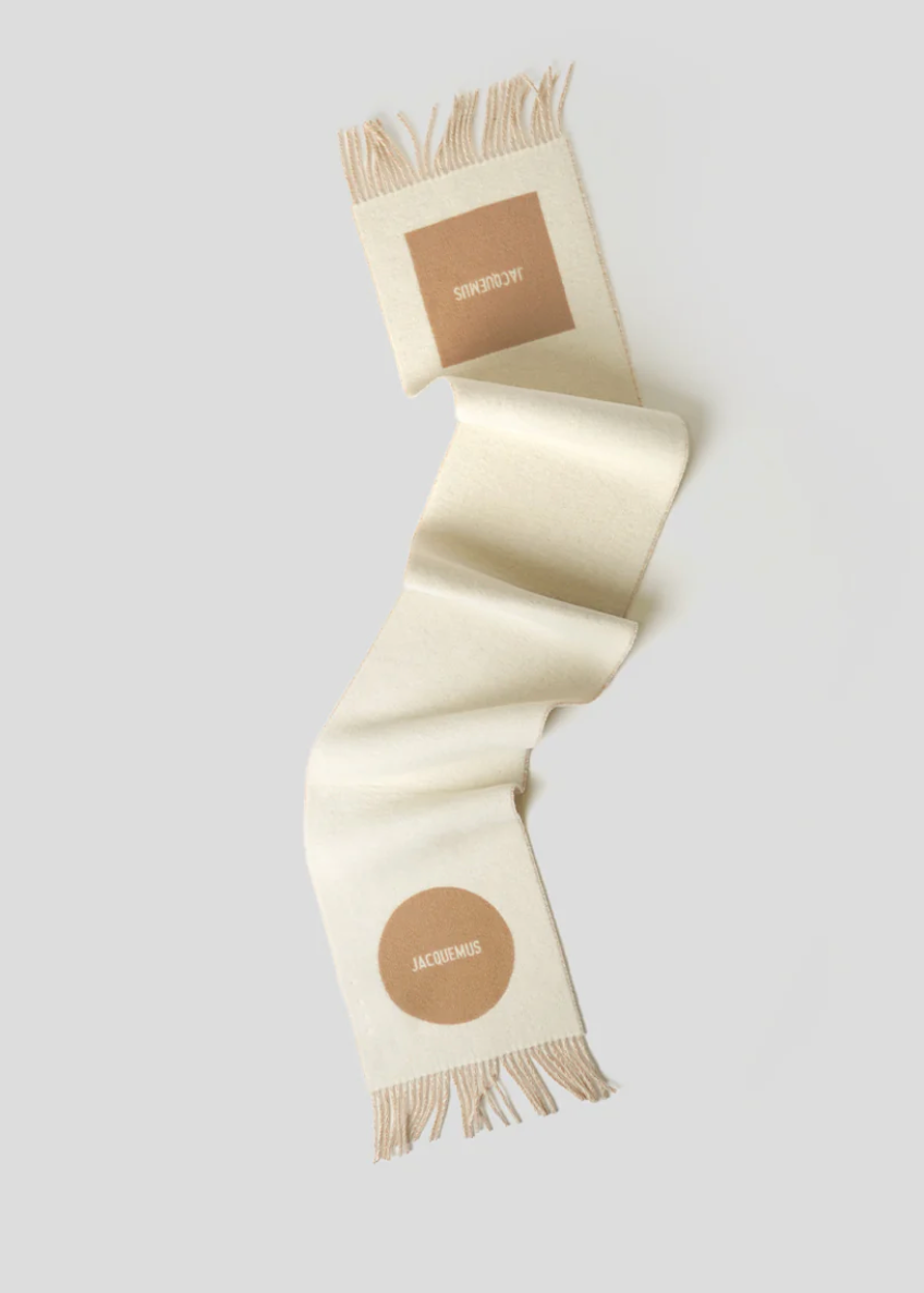 The Rond carré scarf