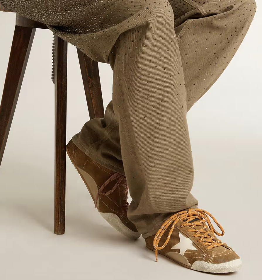 GGDB True-Star in tobacco-colored suede with white star and platinum heel tab