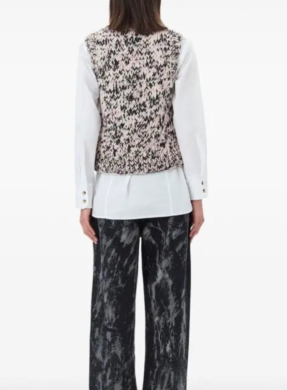 EMBROIDERED SLEEVELESS VEST