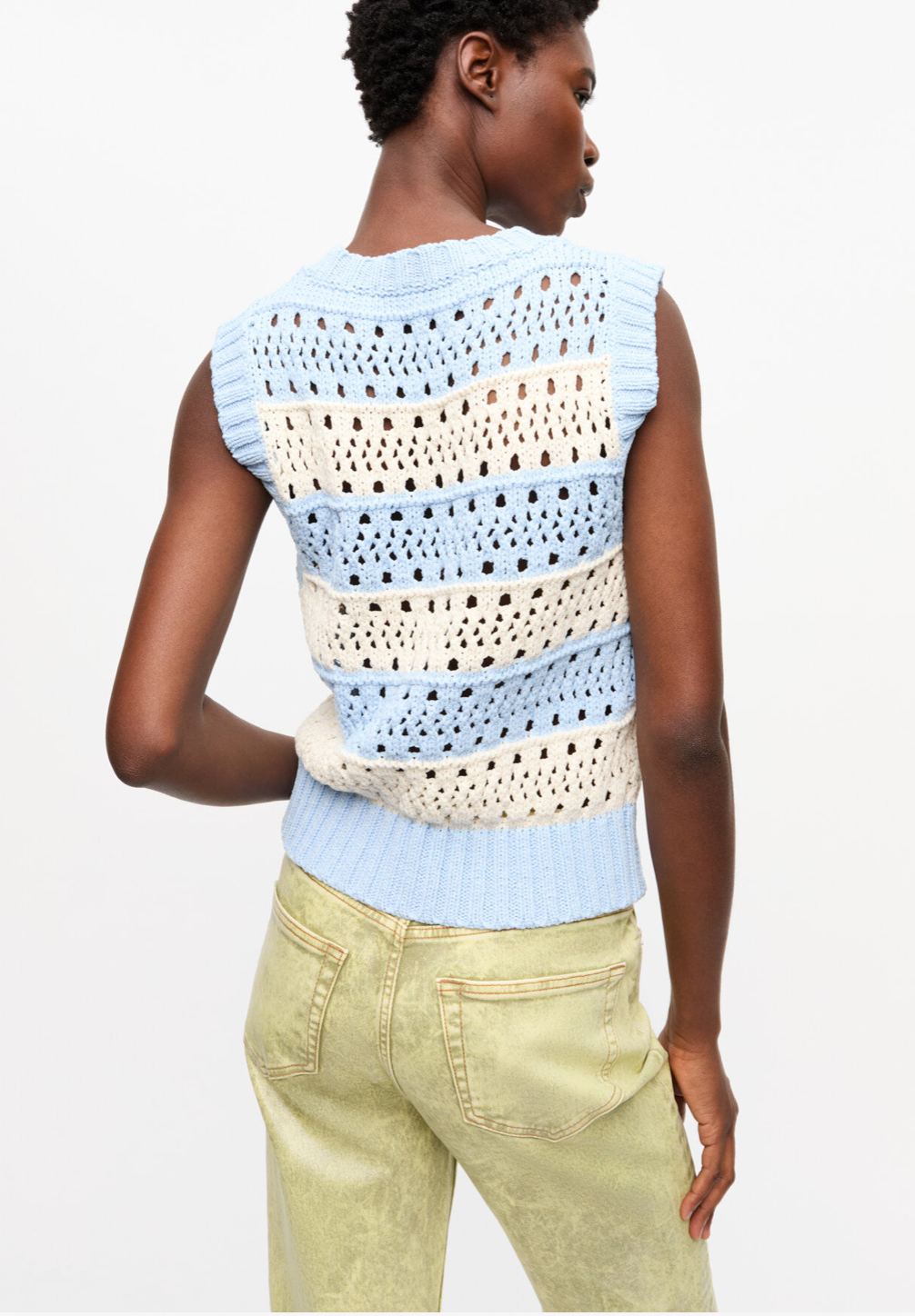 LIGHT BLUE CHAMBRAY VEST