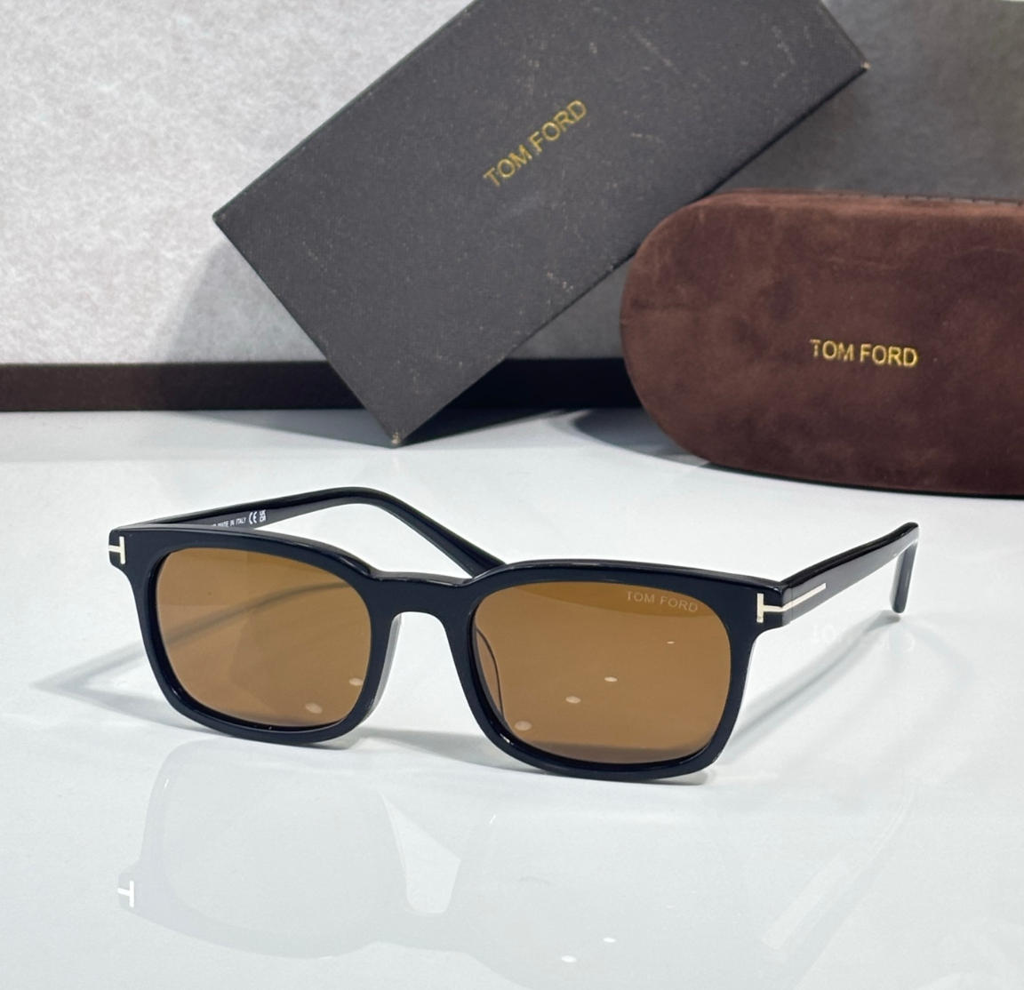 TOM FORD FT1300