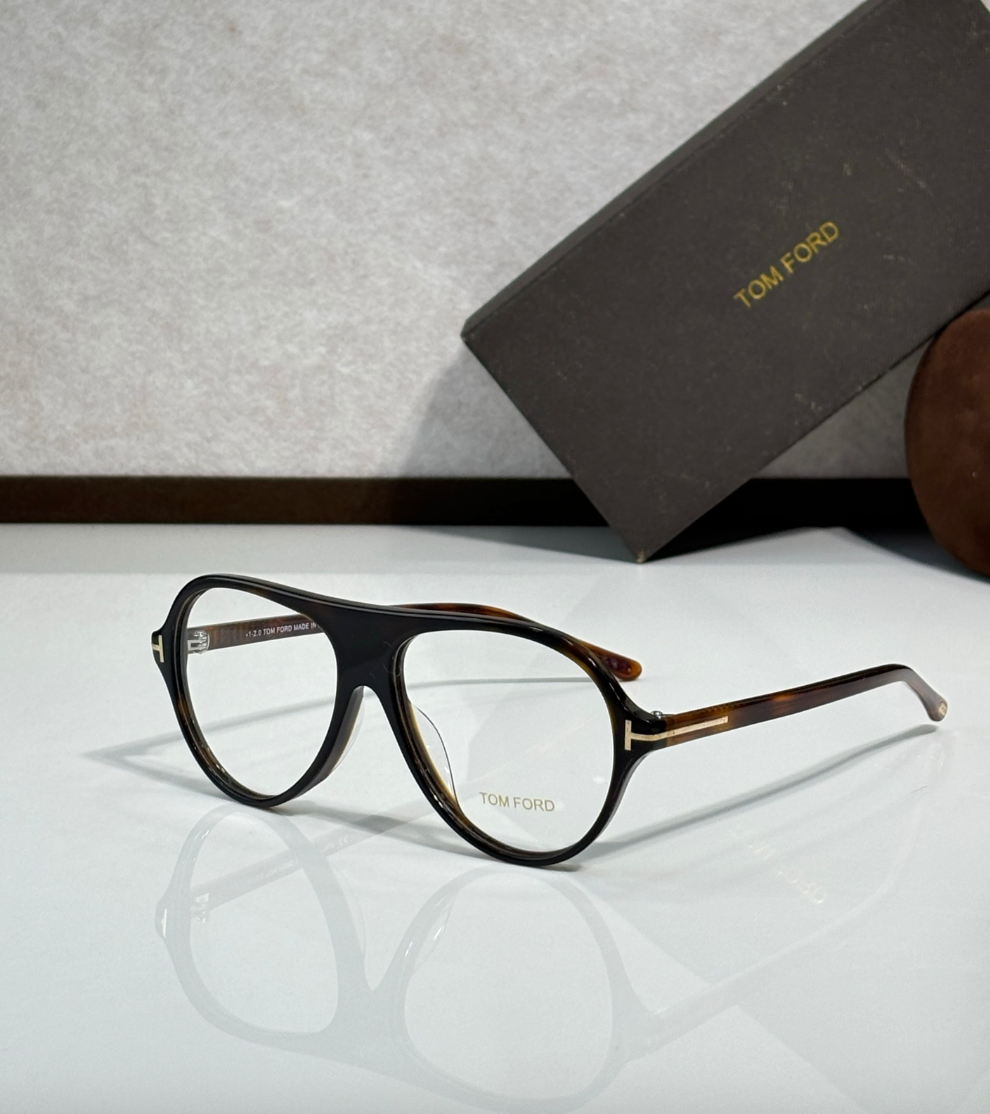 TOM FORD TF5012