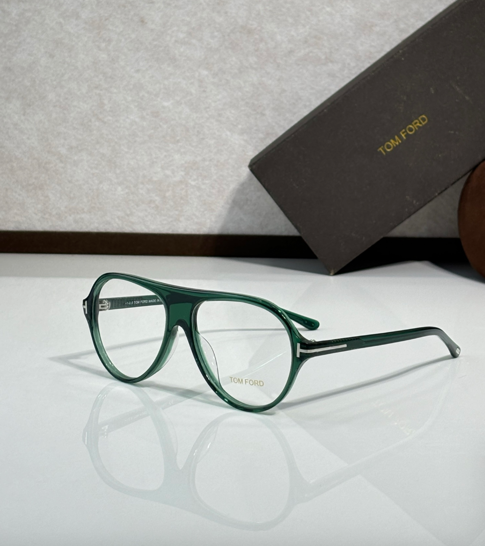 TOM FORD TF5012