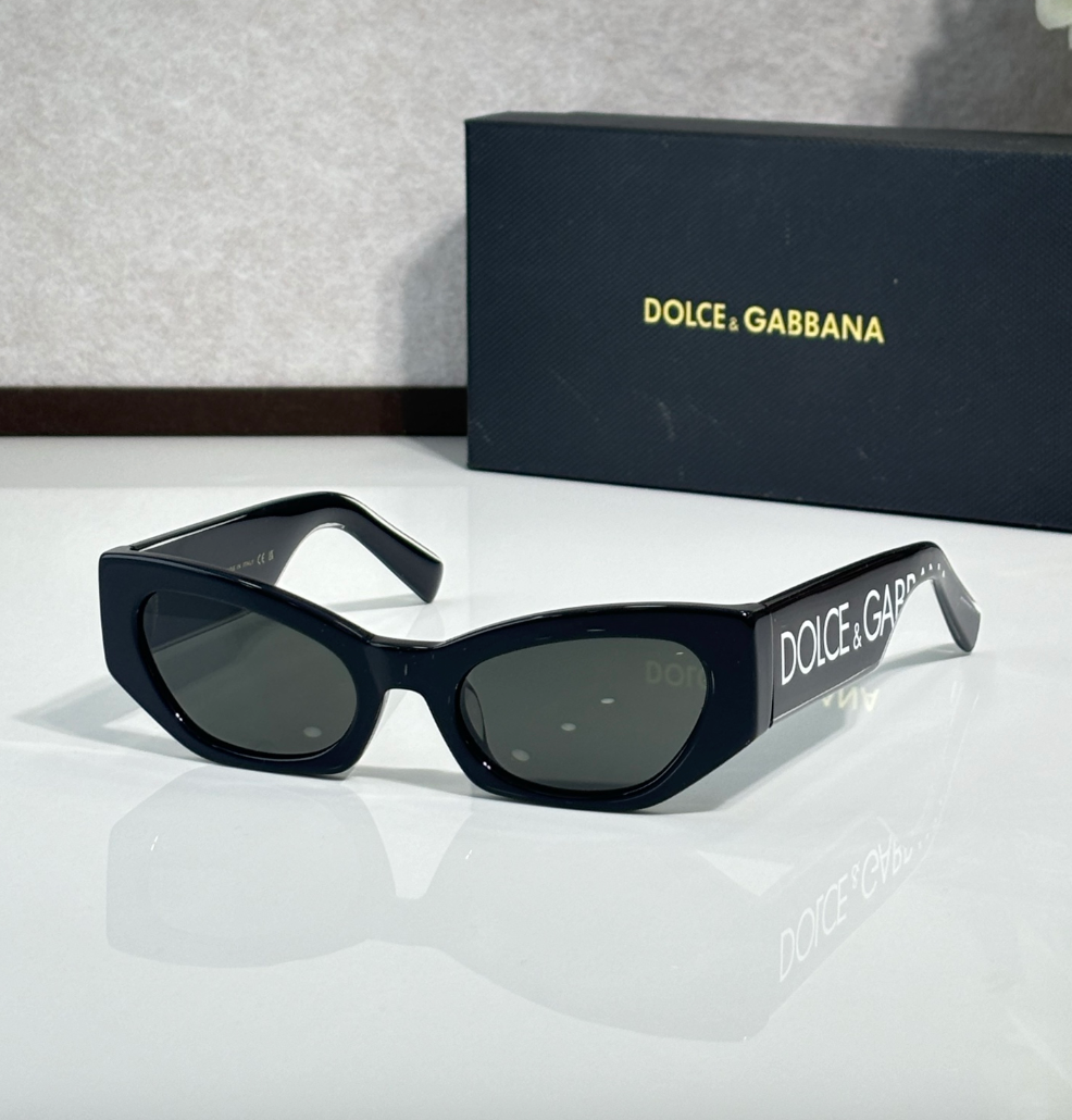Dolce & Gabbana DG6186