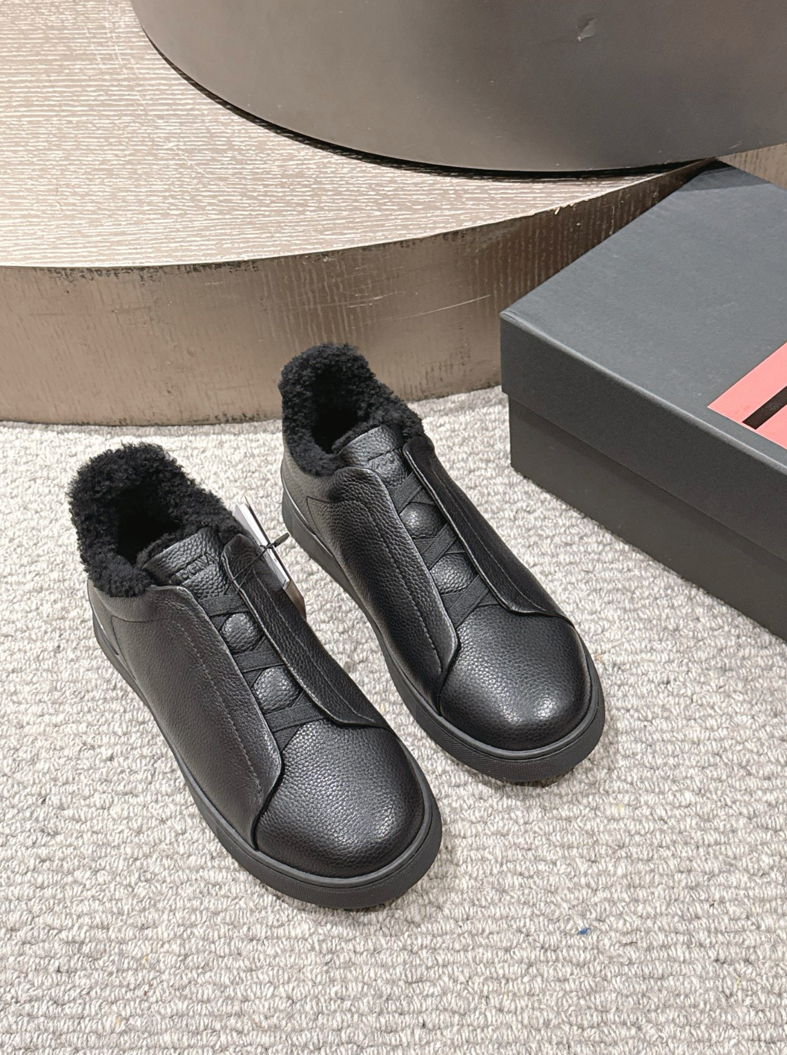 Ermenegildo Zegna Black Shearling Triple Stitch