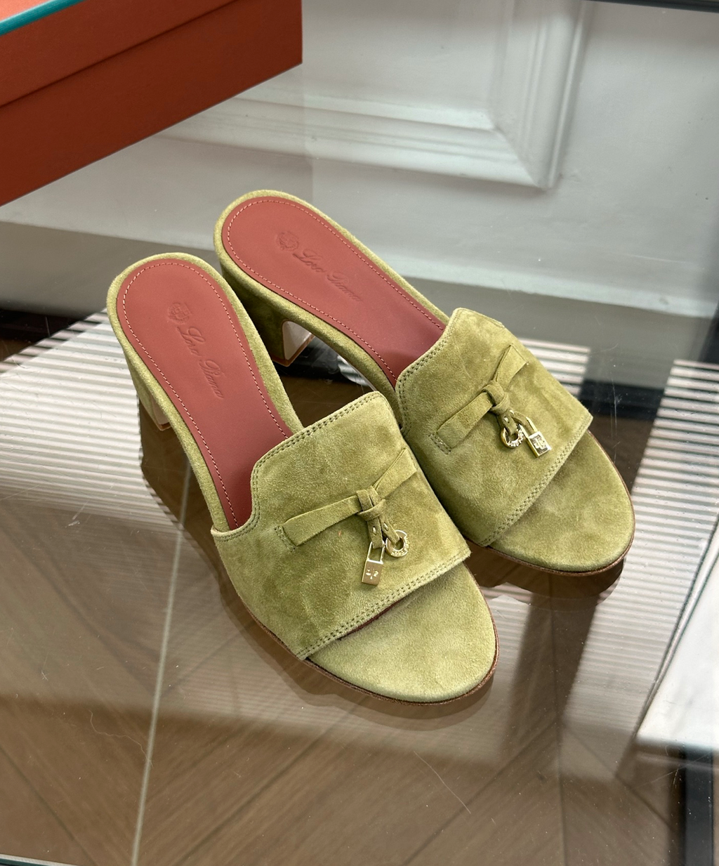 Summer Charms Sandal Olive Suede Goatskin