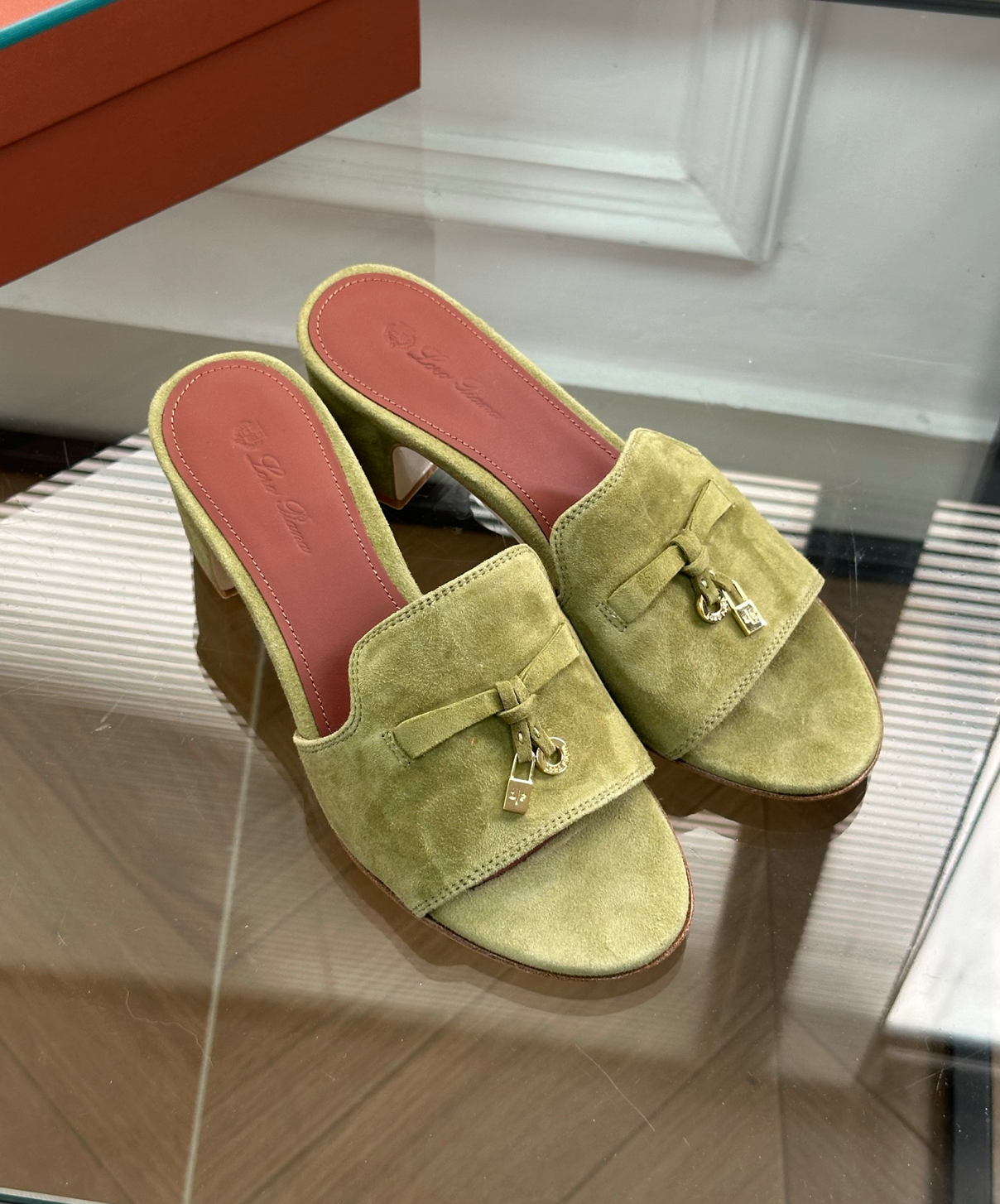 Summer Charms Sandal Olive Suede Goatskin