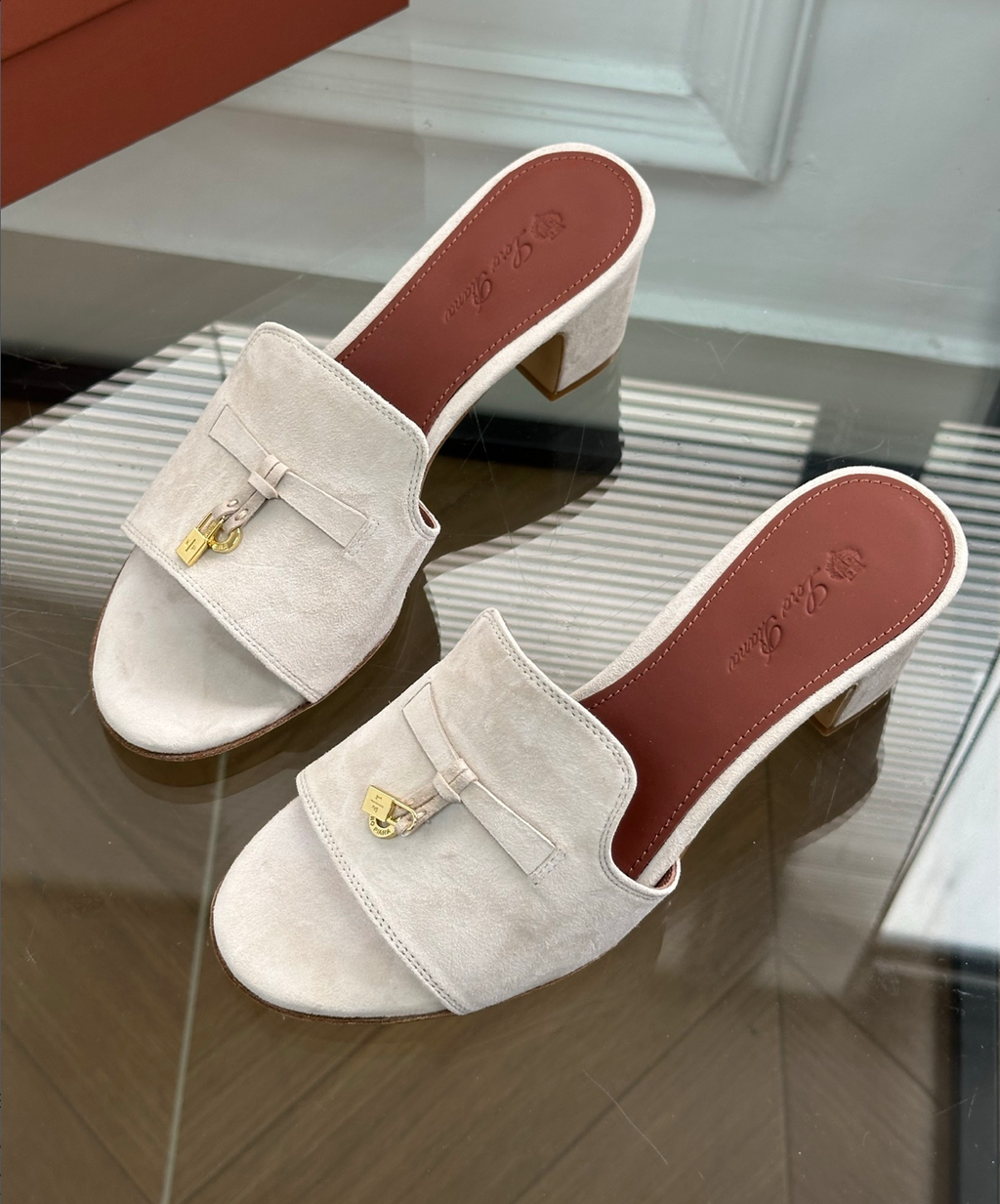 Summer Charms Sandal Sandstone Suede Goatskin