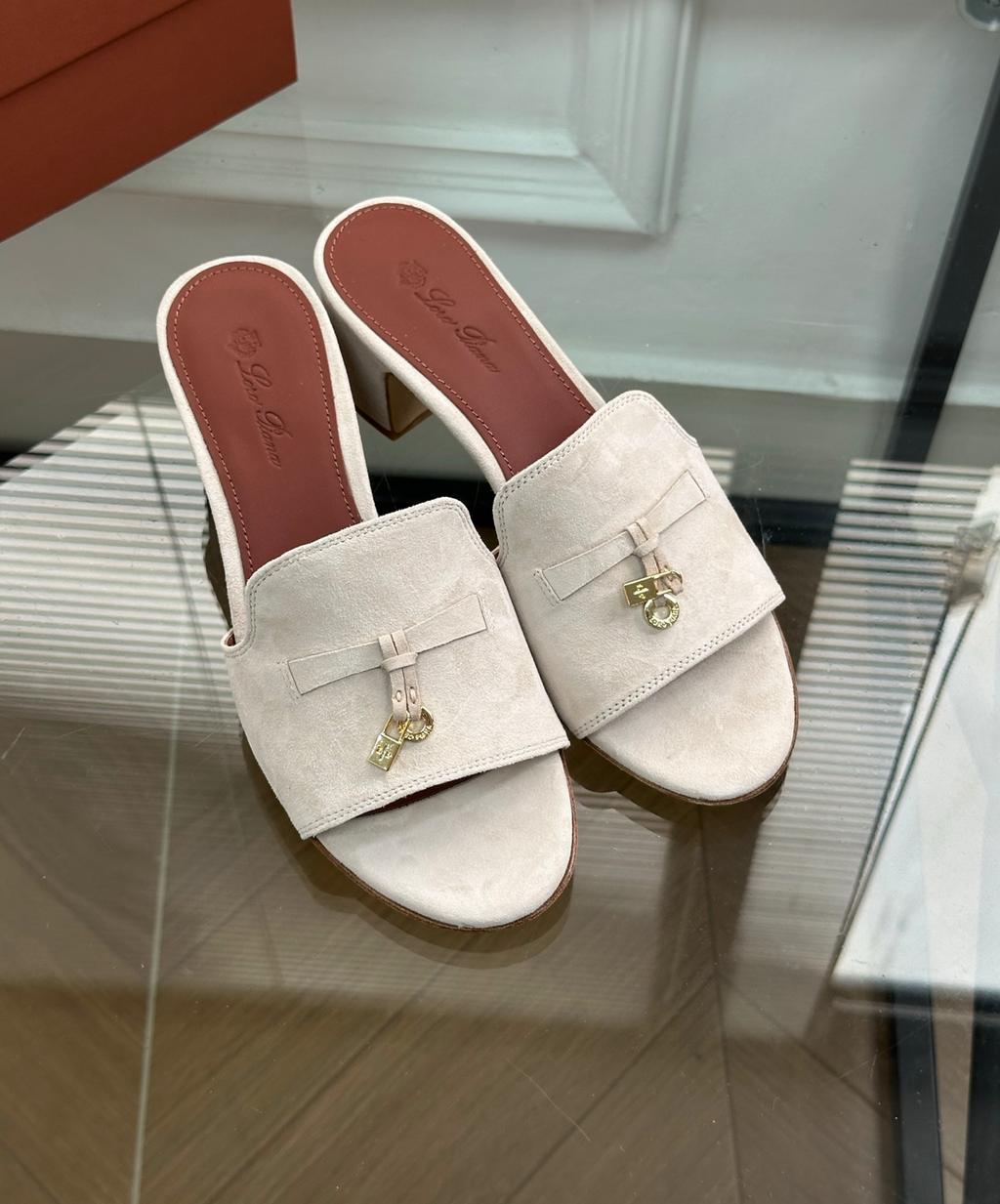 Summer Charms Sandal Sandstone Suede Goatskin