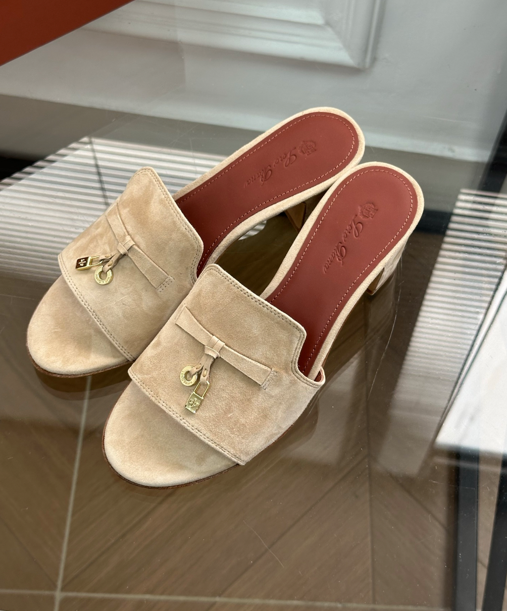 Summer Charms Sandal Beige Suede Goatskin