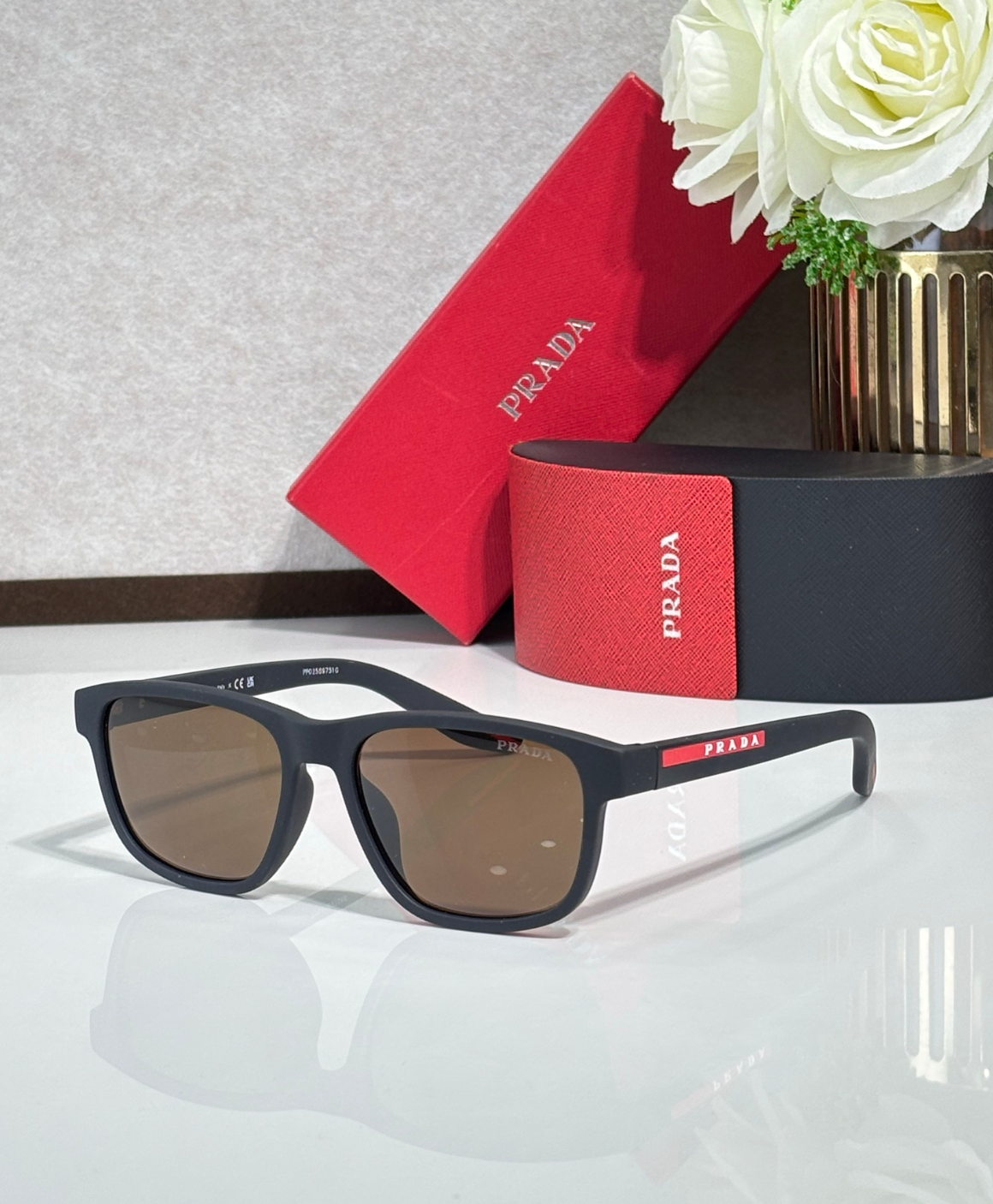 Prada Linea Rossa PS 06YF