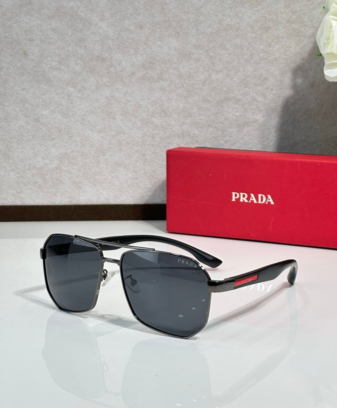 Prada SPS51V