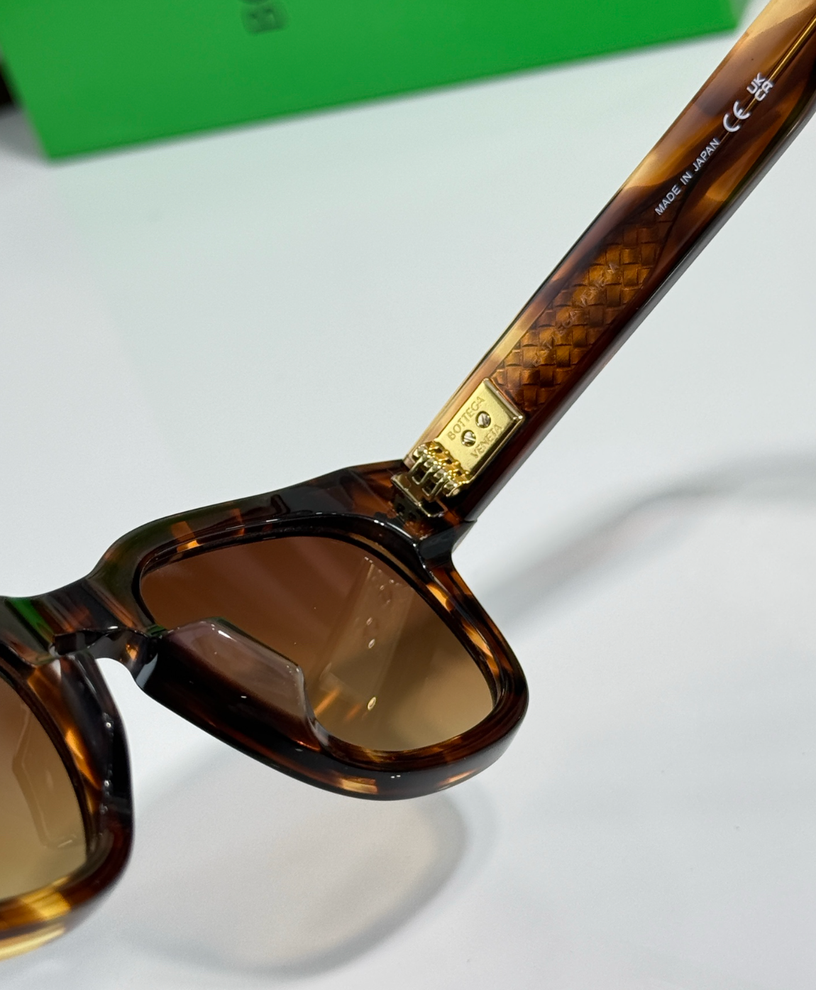Bottega Veneta BV1441S