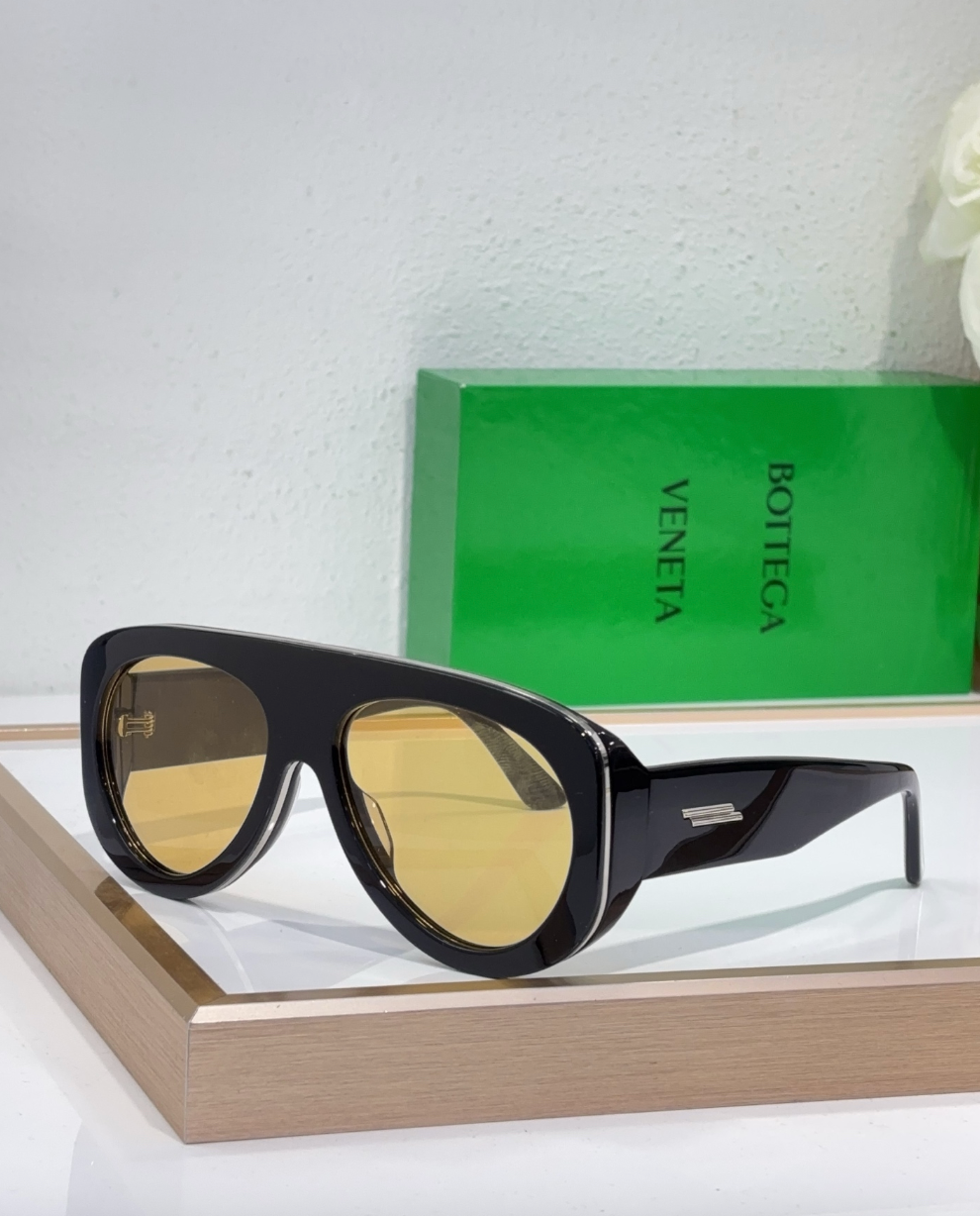 Bottega Veneta BV1362S