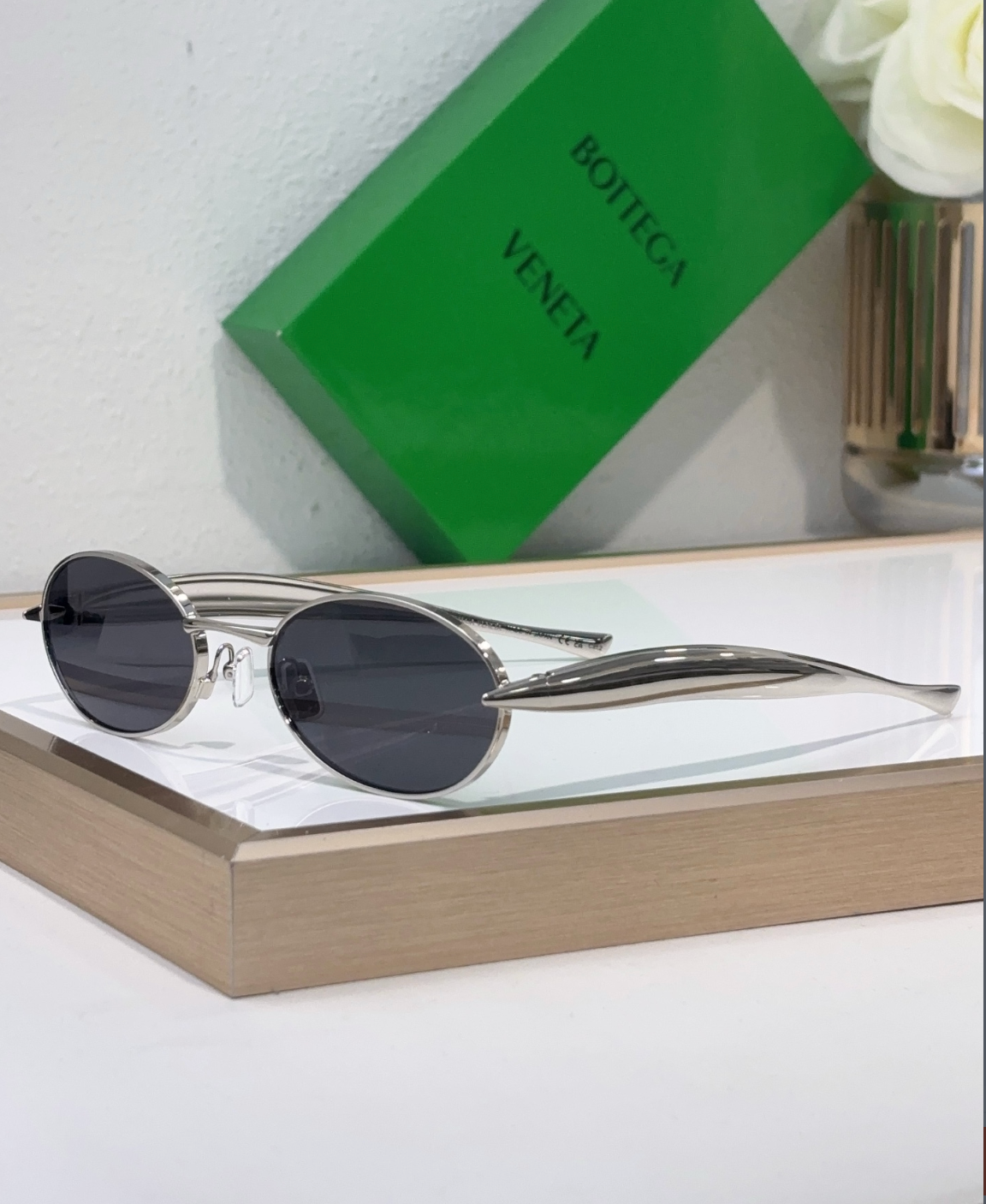 Bottega Veneta  BV1386S