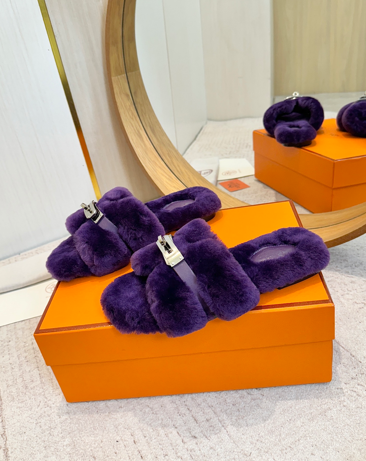 Hermès Oran Shearling Kelly buckle Sandal