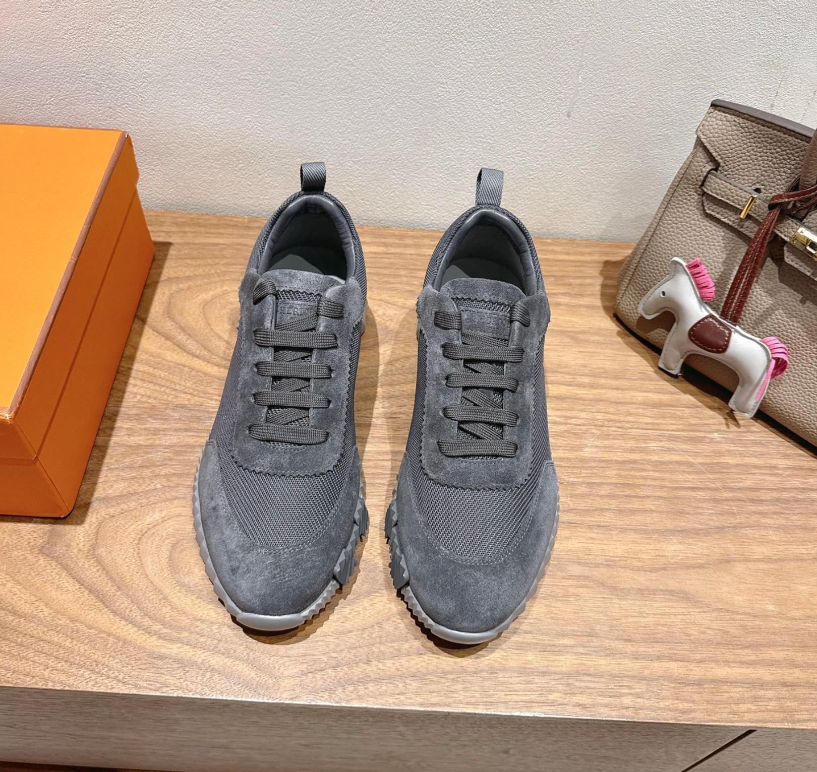 Hermès Bouncing Grey Sneaker