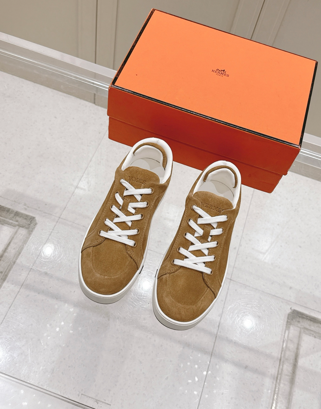 Hermès Kid Beige Camel Suede Sneaker