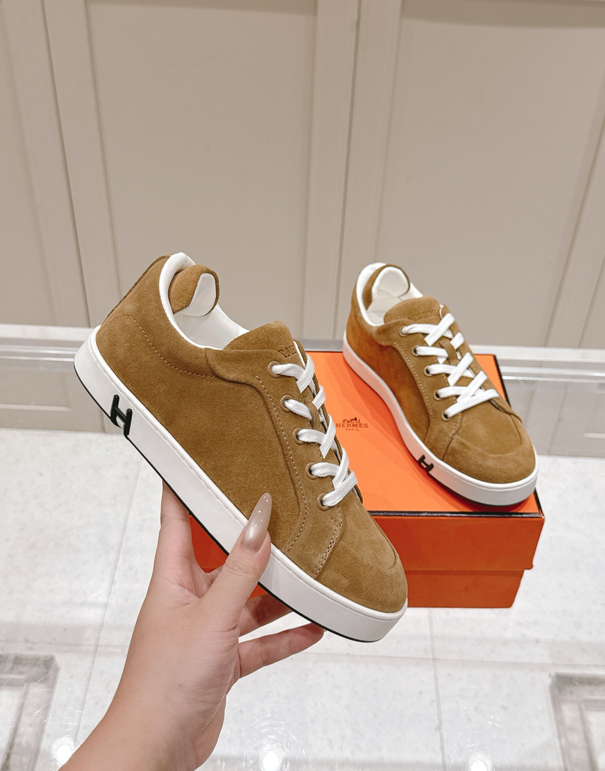 Hermès Kid Beige Camel Suede Sneaker