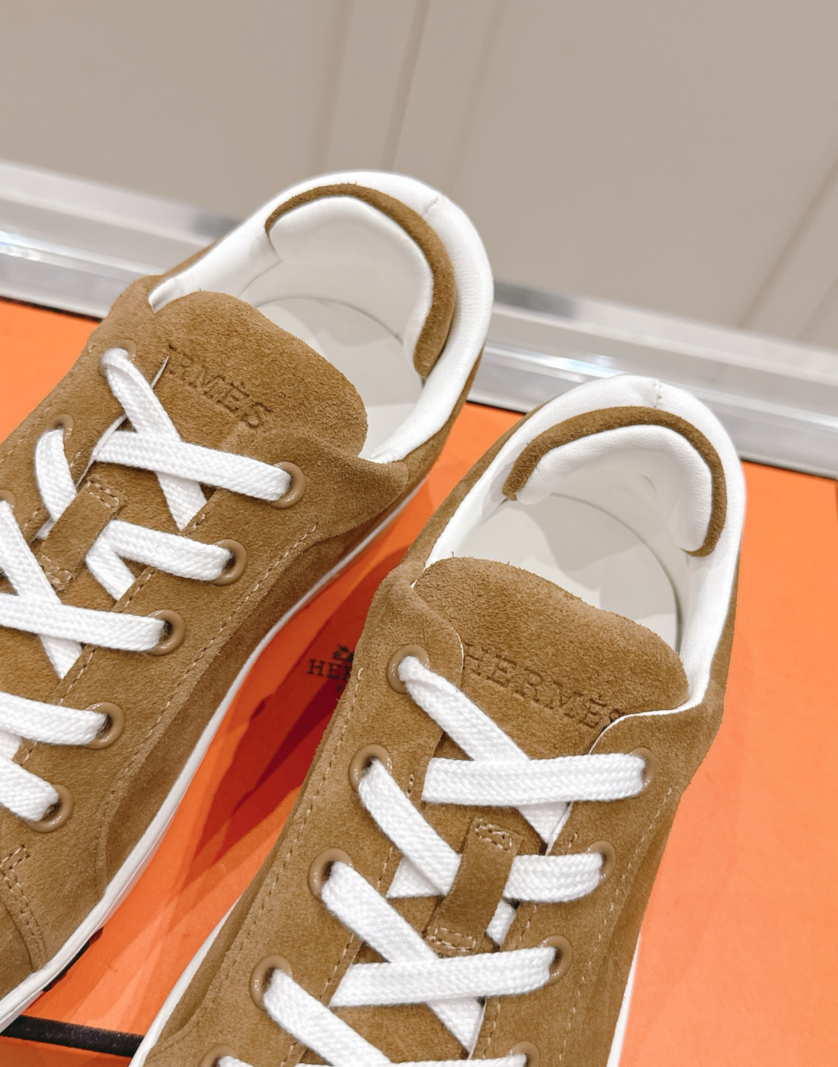 Hermès Kid Beige Camel Suede Sneaker