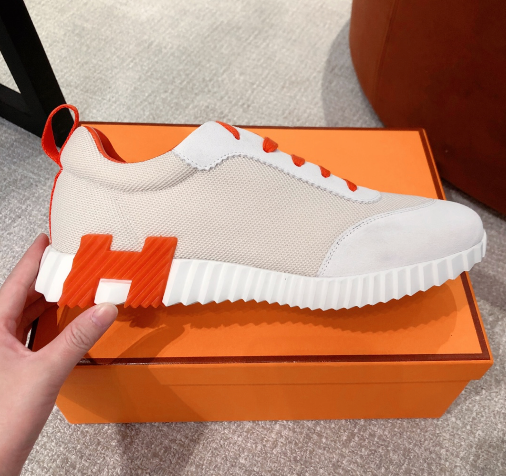 Hermès Bouncing Beige/Orange Sneaker