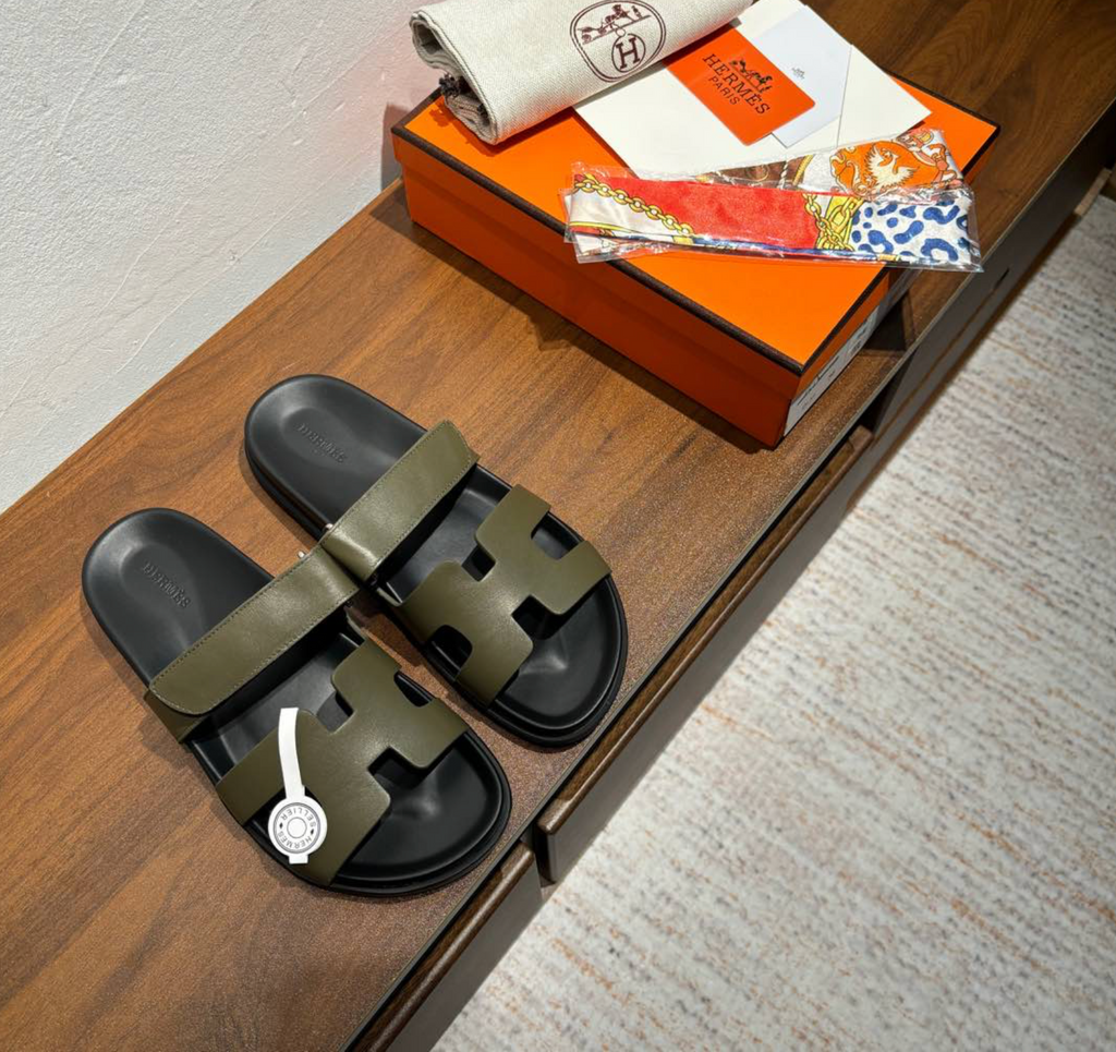 Hermès Chypre Sage Green Sandal