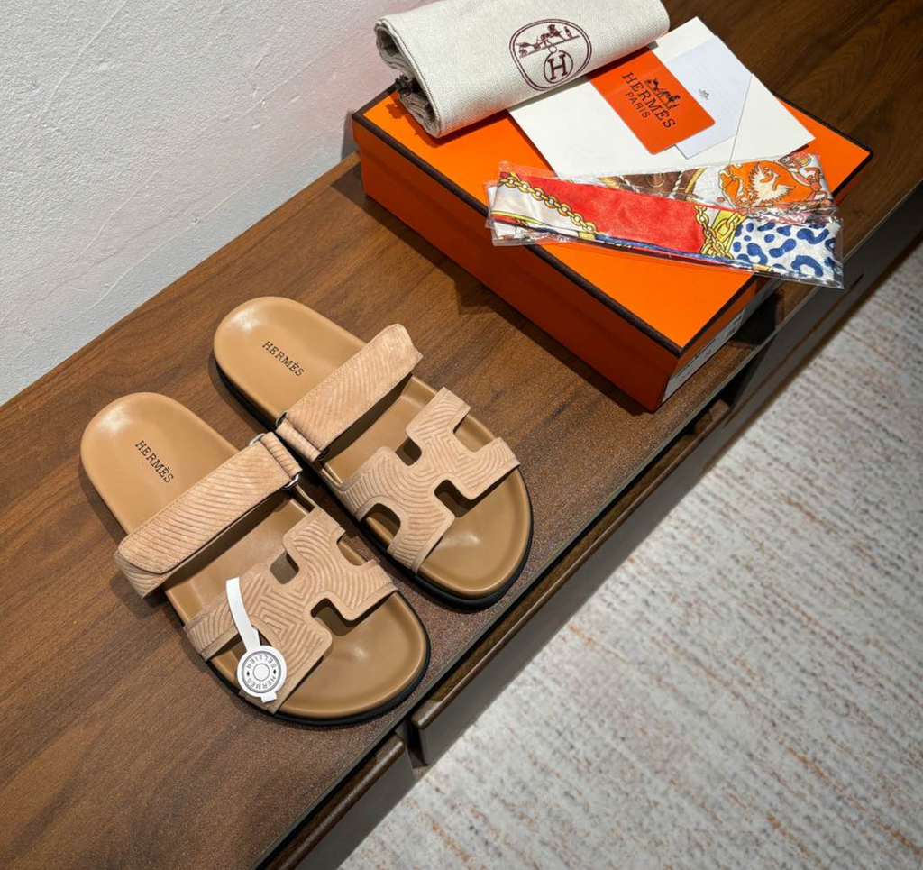 Hermès Chypre Goatskin Sand beige Sandal