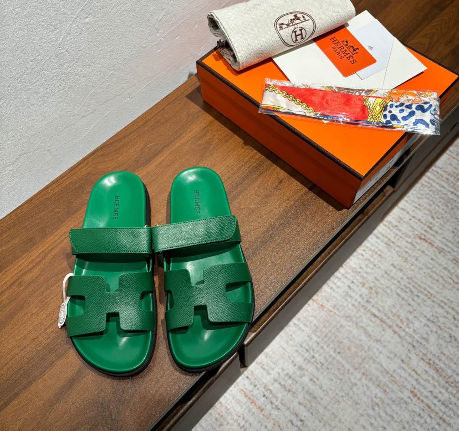 Hermès Chypre Leather Vert Jade Sandal