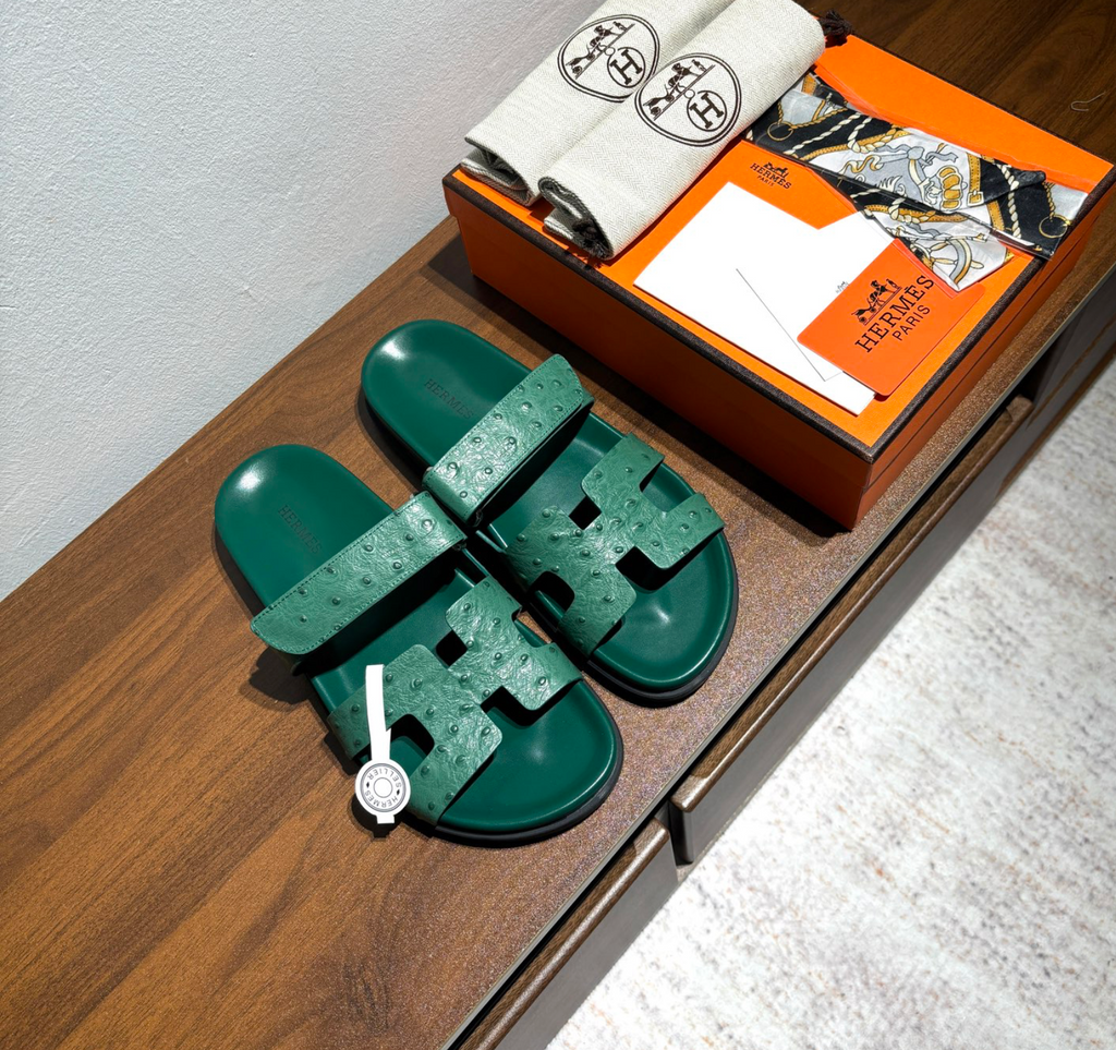 Hermès Chypre Green Ostrich Leather Sandal