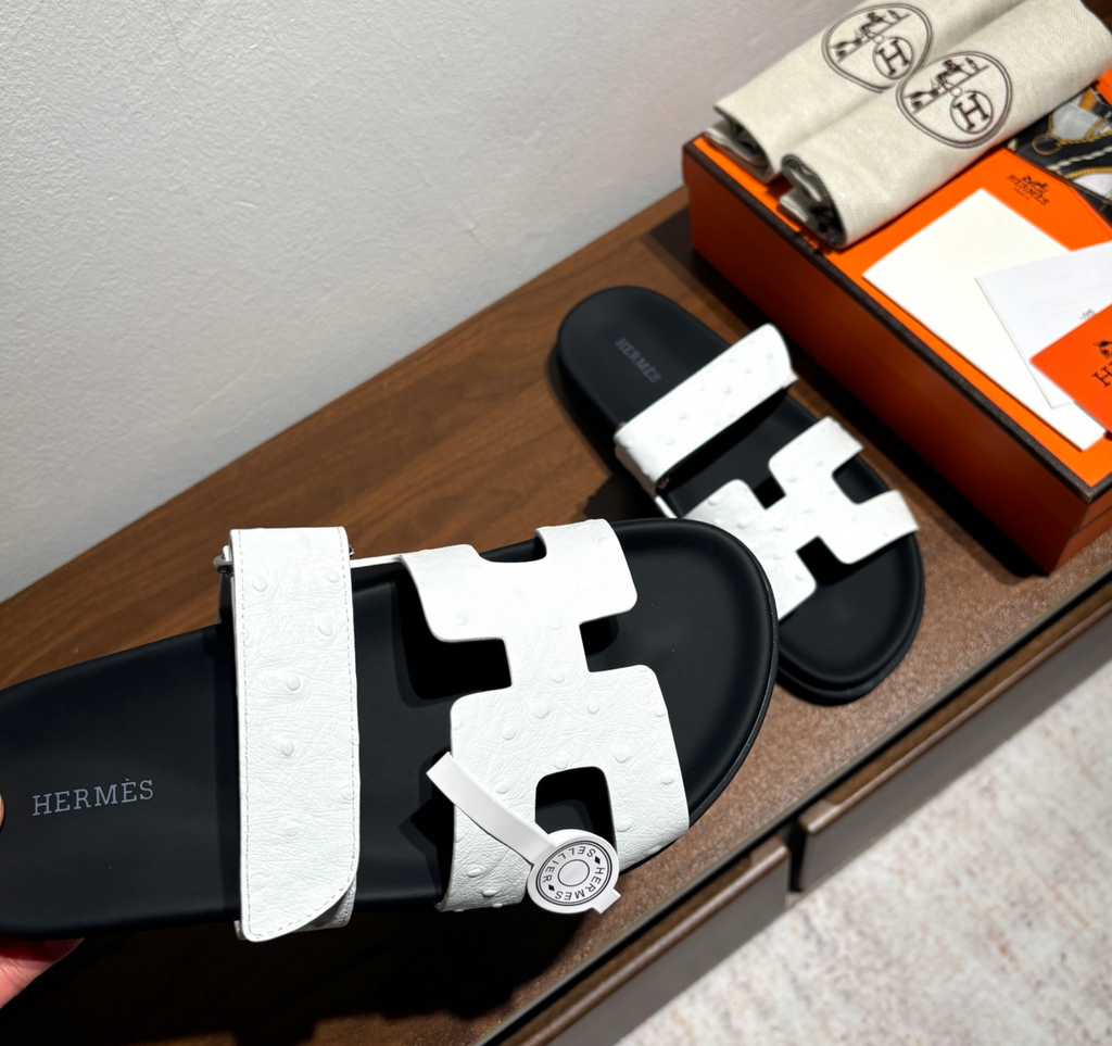 Hermès Chypre White Ostrich Leather Sandal