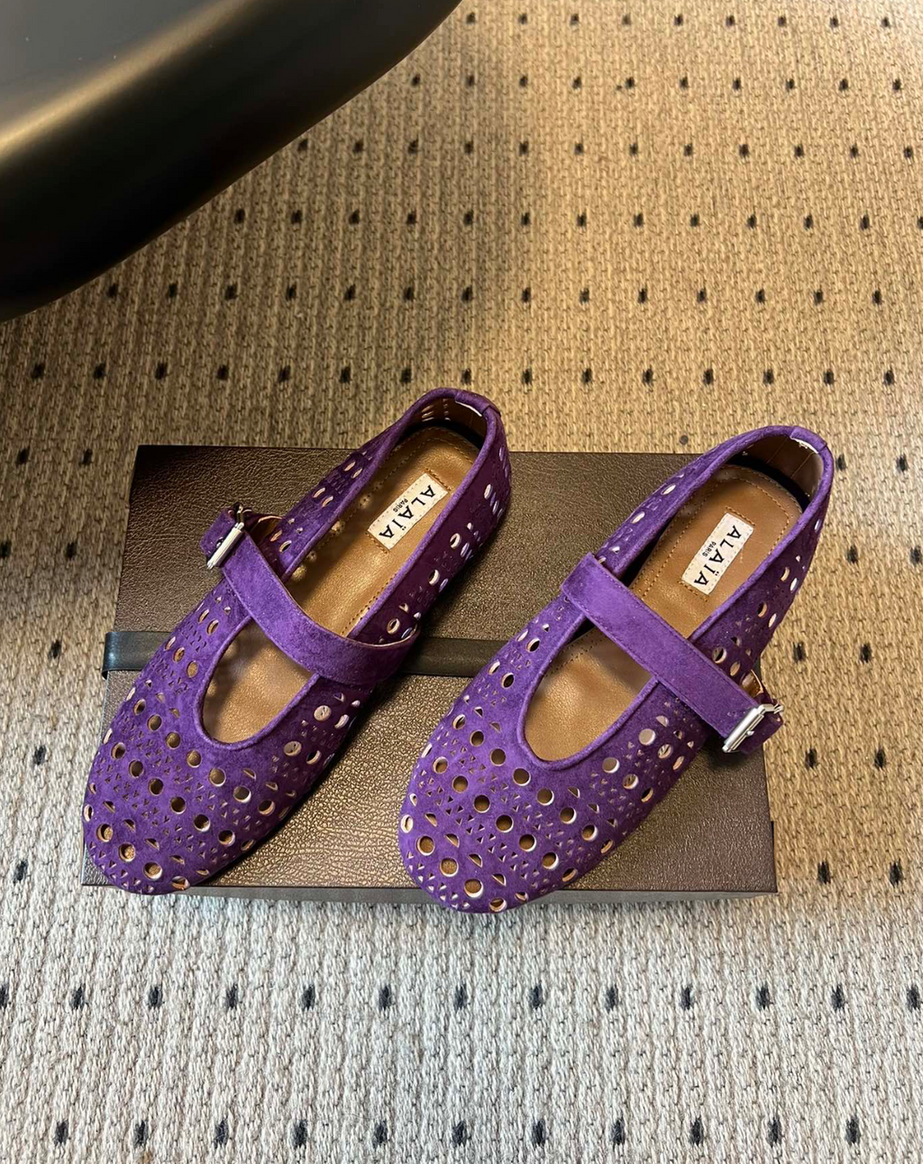 ALAÏA VIOLET SUEDE VIENNE PERFORATED BALLET FLAT