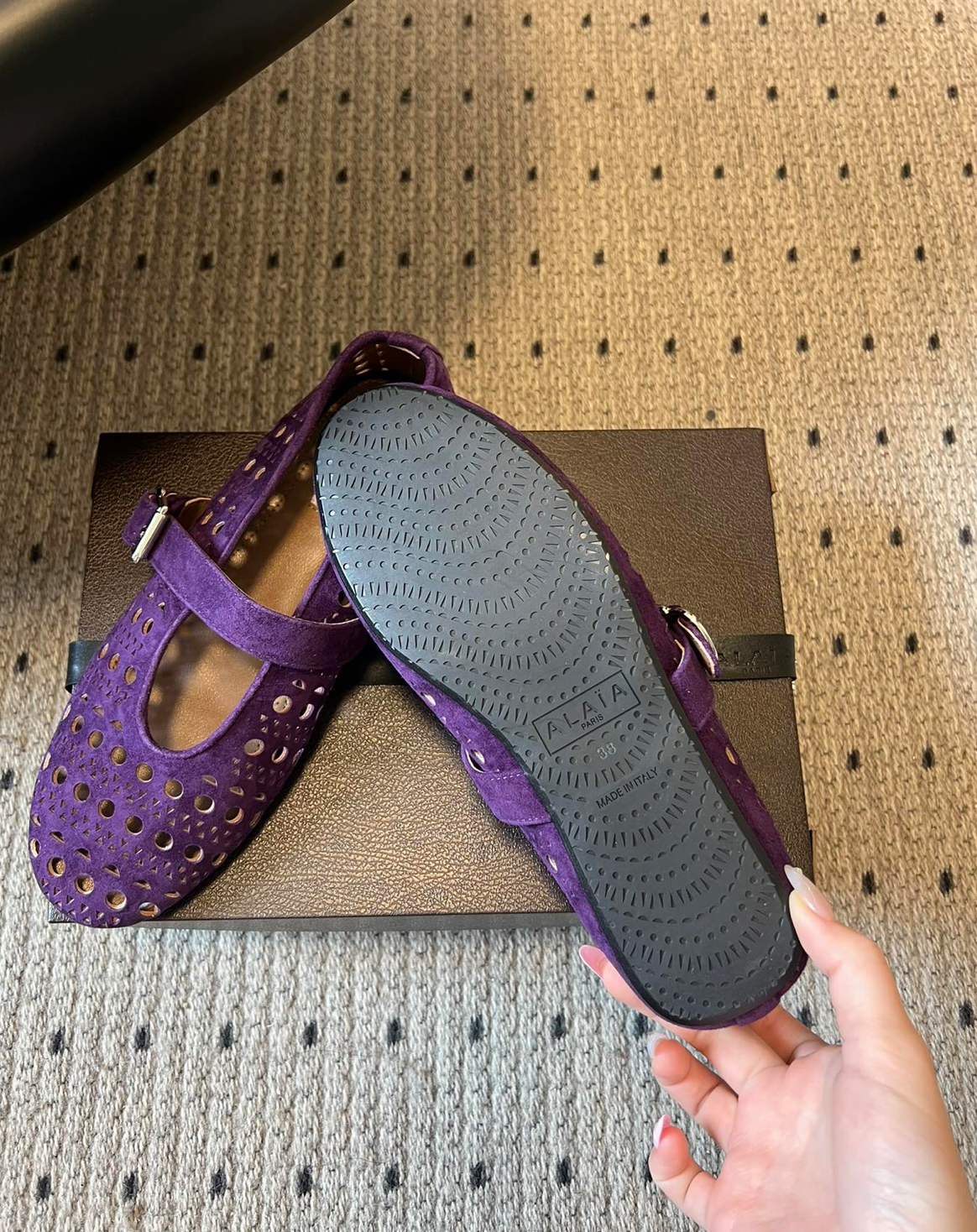 ALAÏA VIOLET SUEDE VIENNE PERFORATED BALLET FLAT