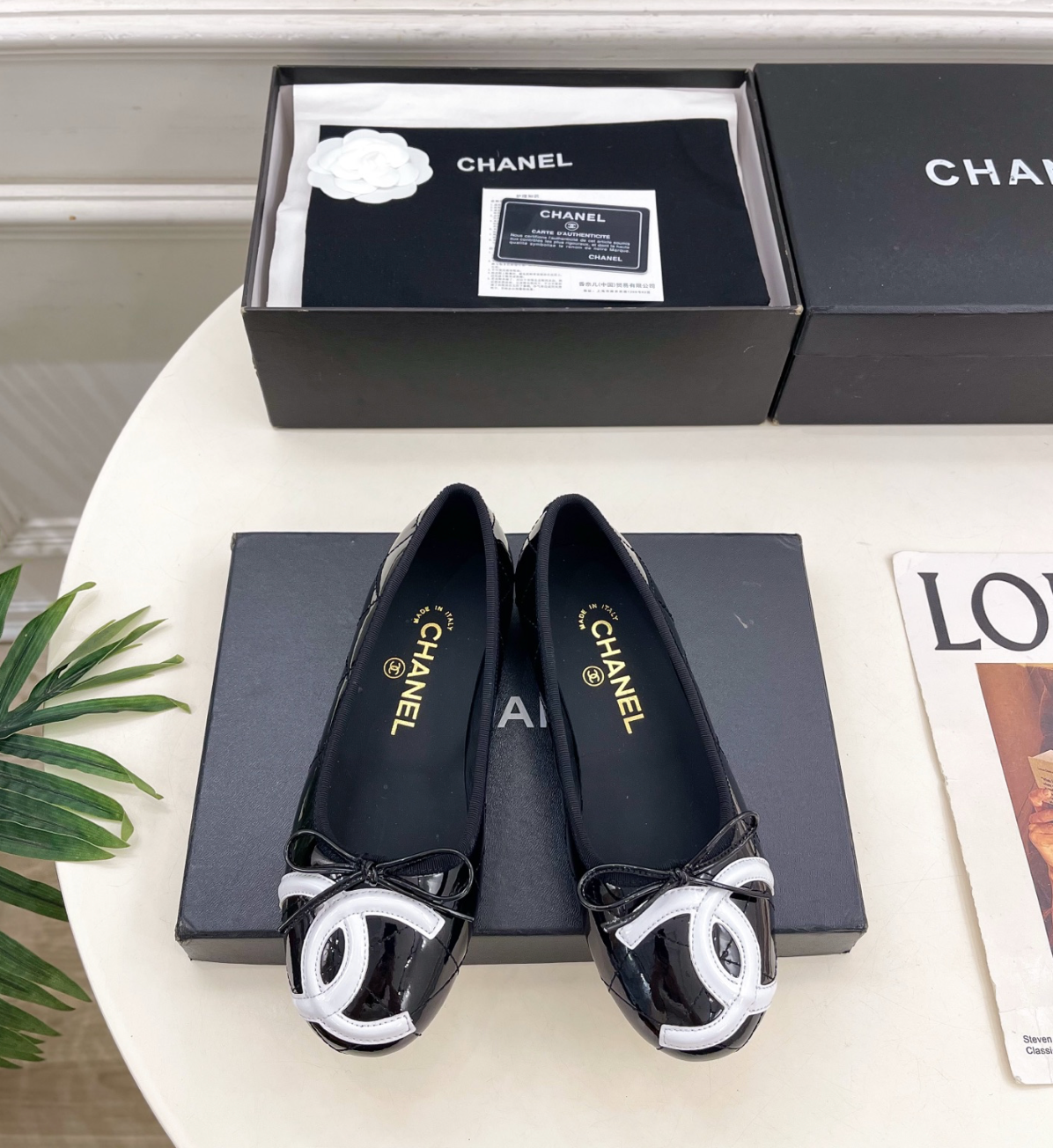 CHANEL Shiny Black The COCO Beach '26 Ballet Flats