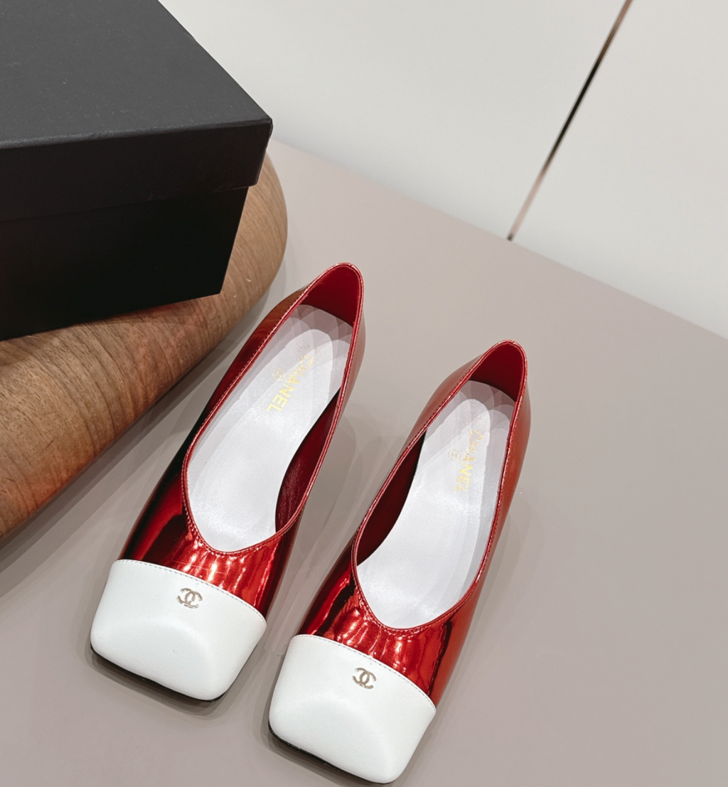CHANEL Red & White pumps '26 Heels