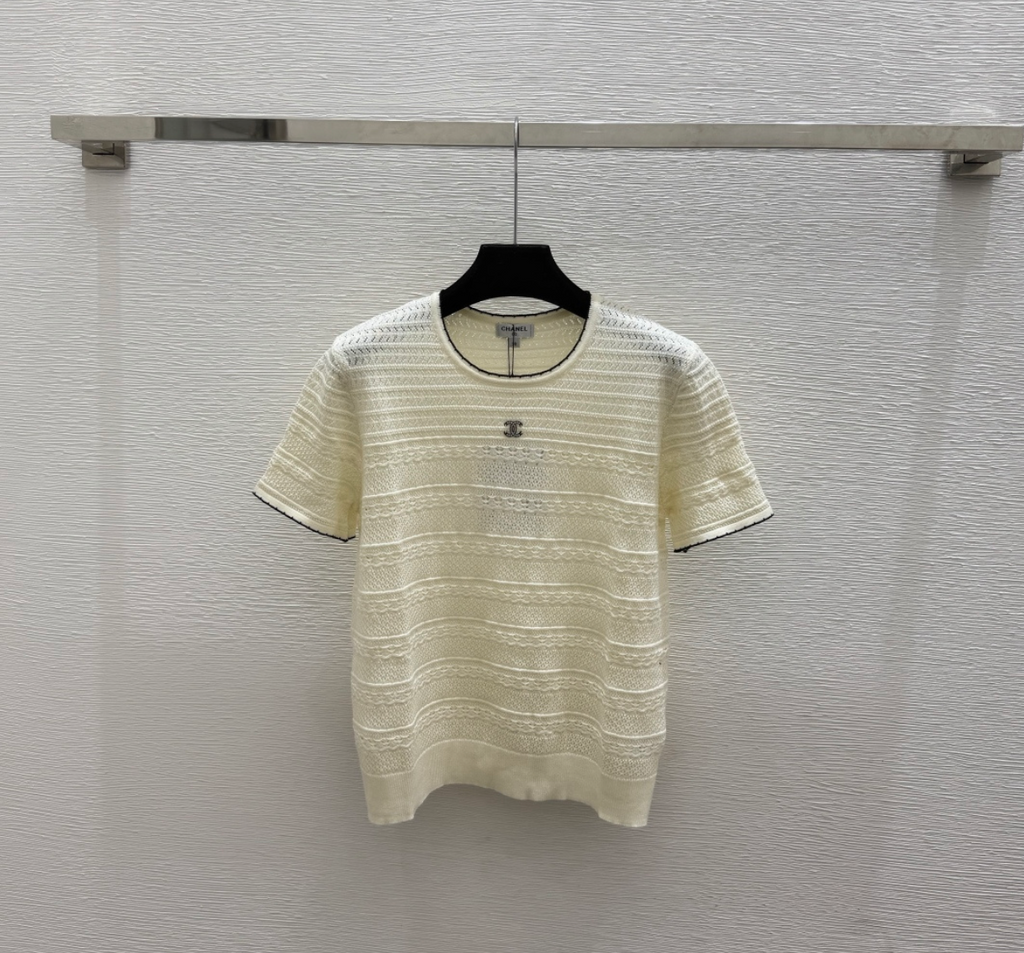 Chanel creamy knitted short-sleeve top