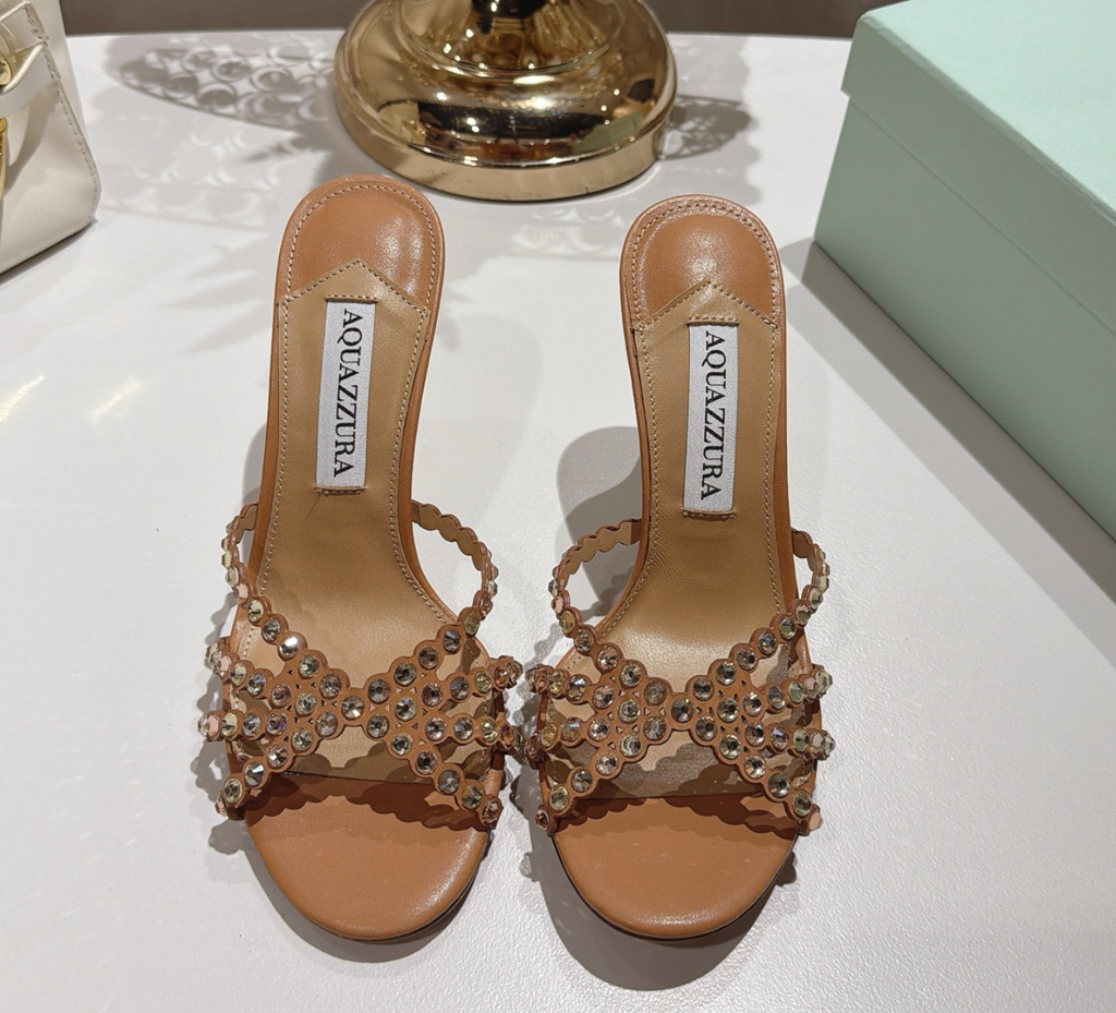 Tequila Mule Beige 85