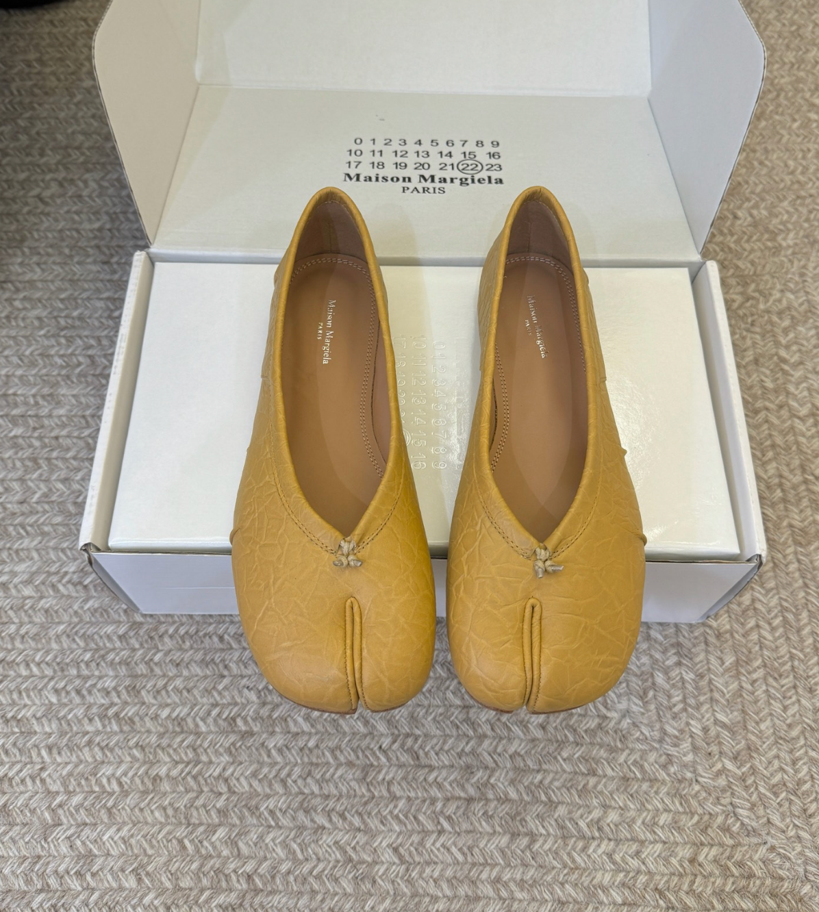MM Leather Tabi Ballerina Flats